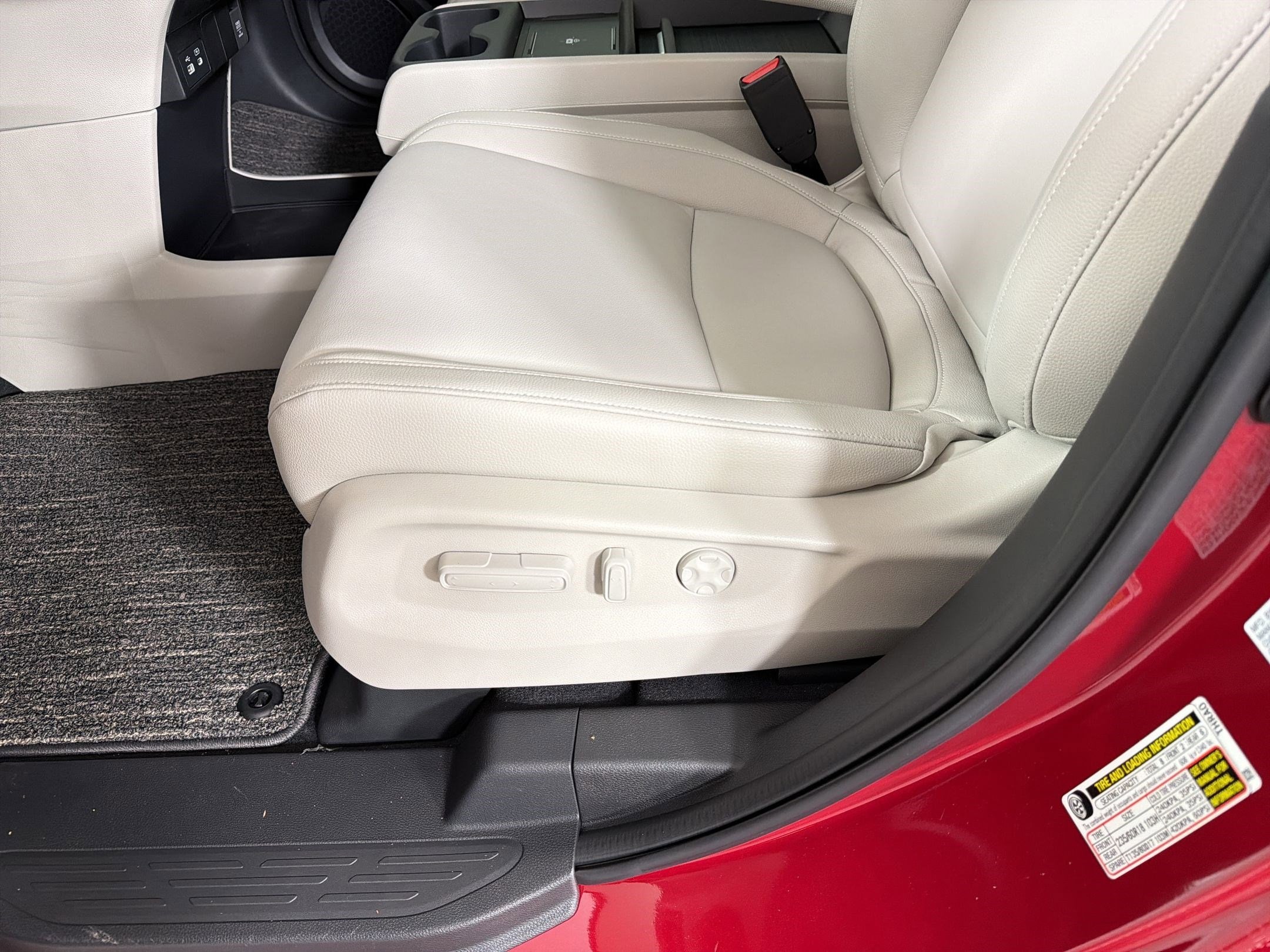 2026 Honda Odyssey EX-L - Photo 14