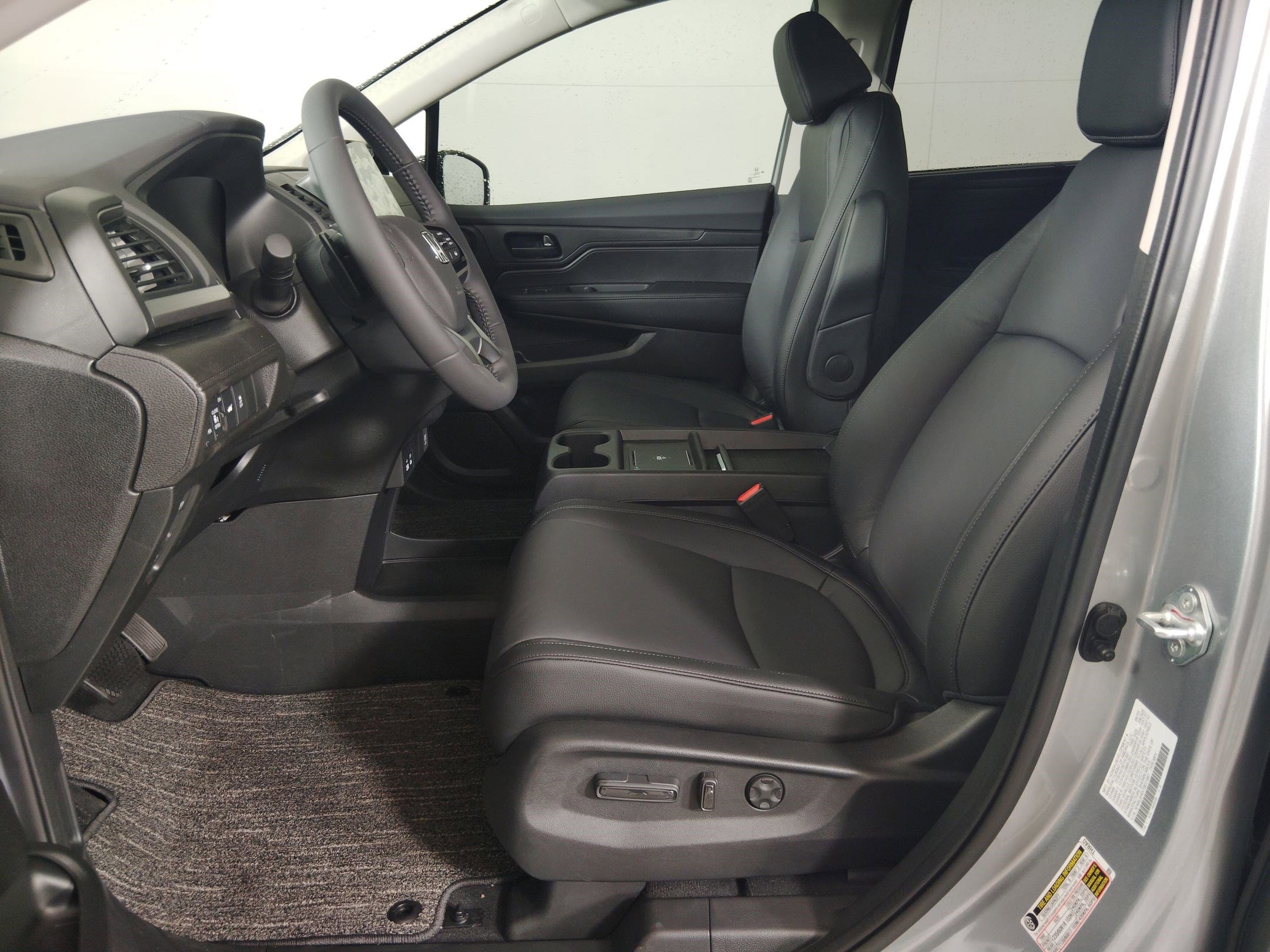 2026 Honda Odyssey EX-L photo 2