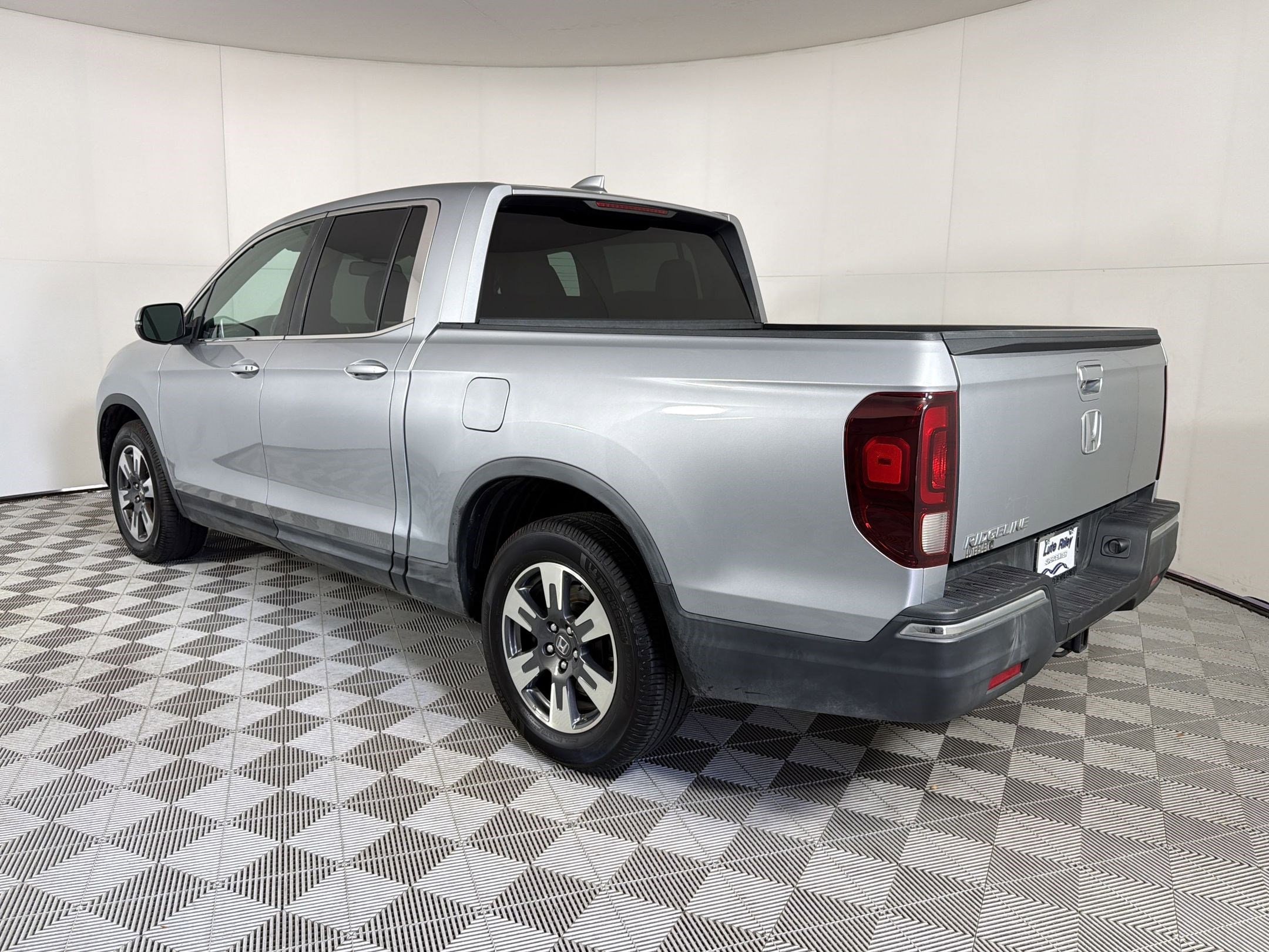 Ridgeline RTL-T FWD Truck Crew Cab
