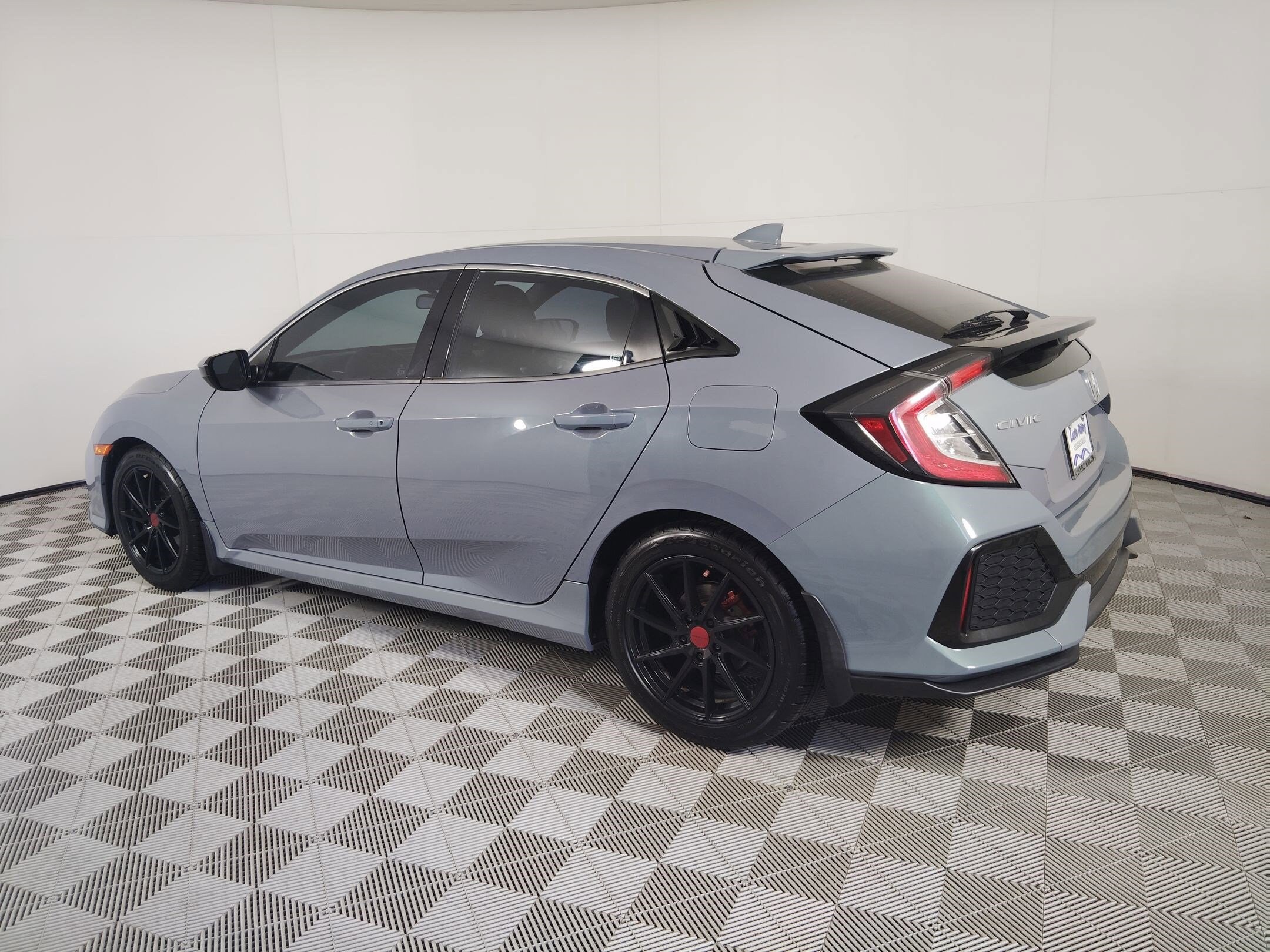 2019 Honda Civic EX Hatchback photo 3