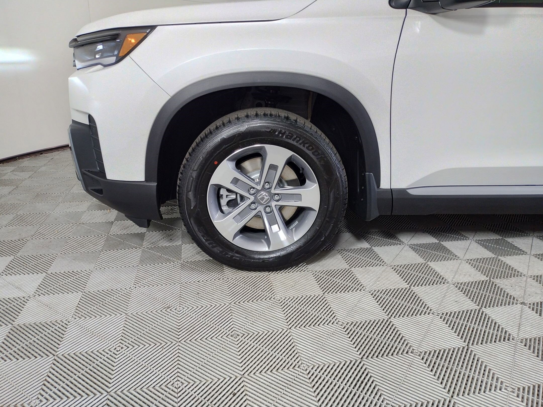 2026 Honda Pilot EX-L - Photo 28