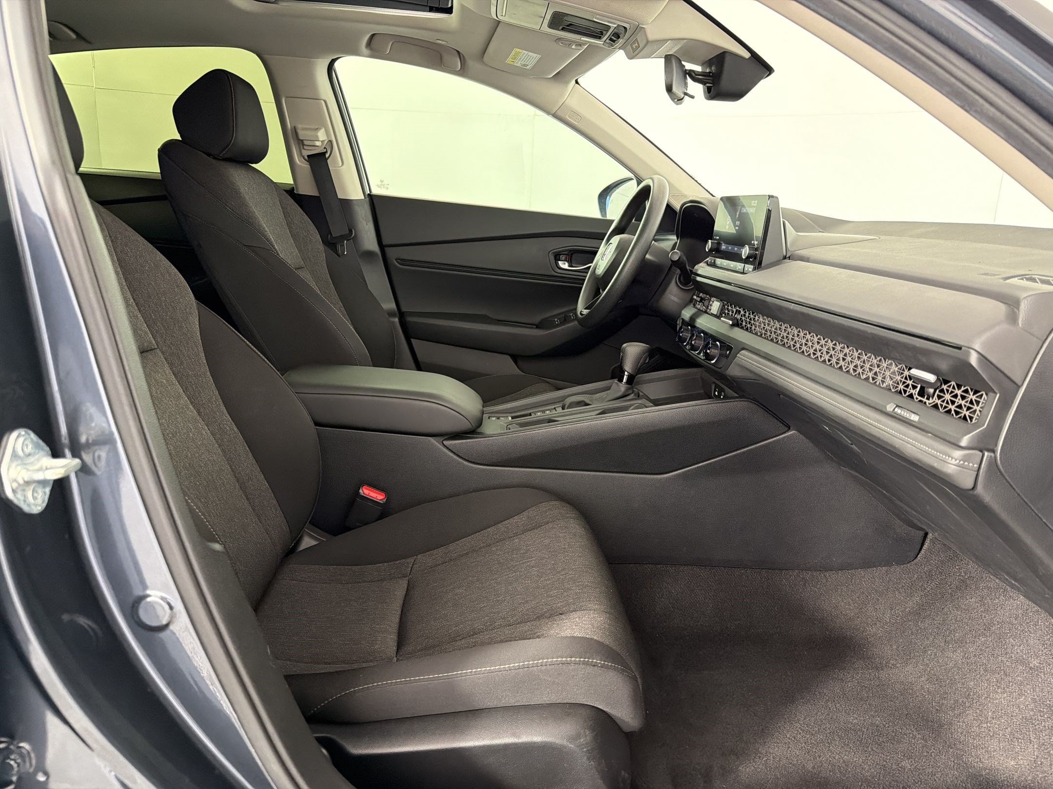 2024 Honda Accord EX - Photo 24