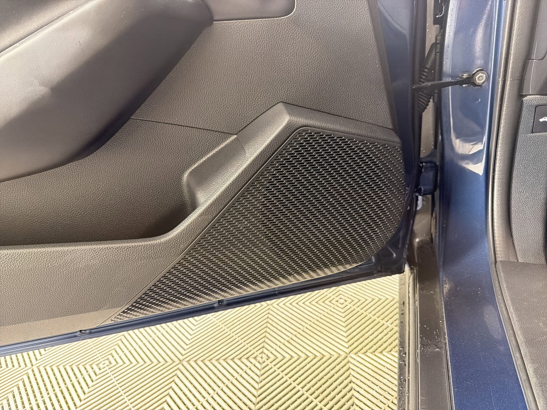 2023 Honda Accord EX - Photo 23