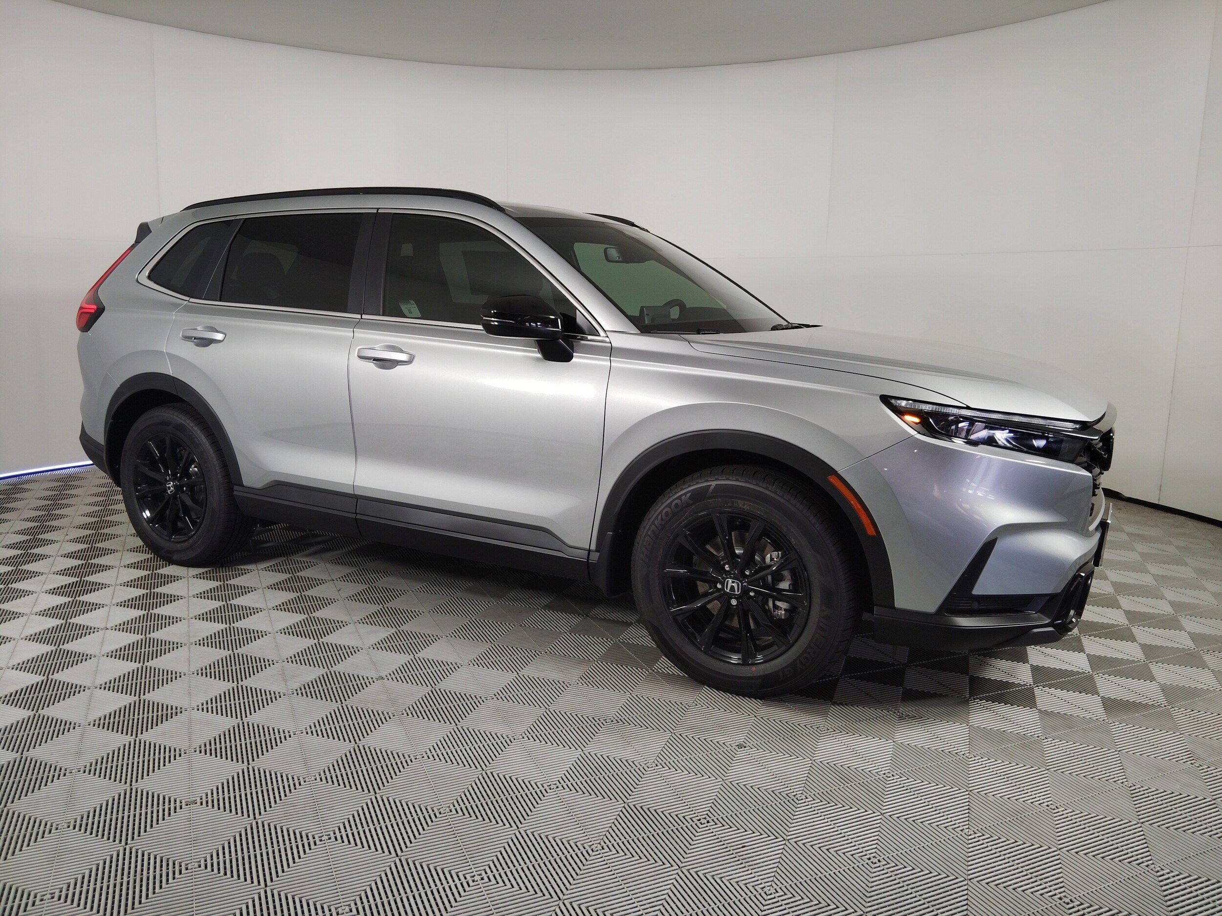 2026 Honda CR-V Hybrid Sport-L photo 2