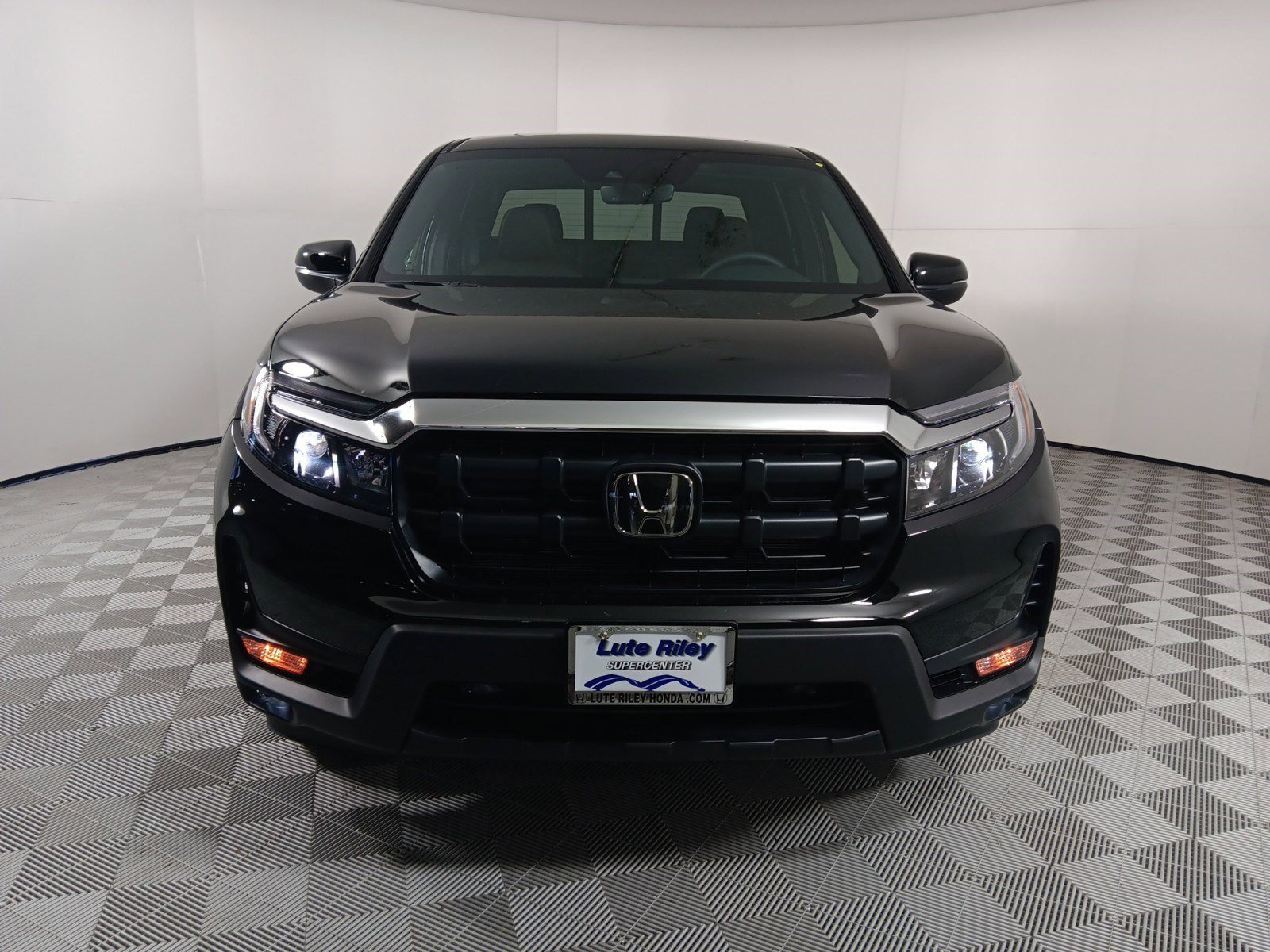 2025 Honda Ridgeline RTL photo 3