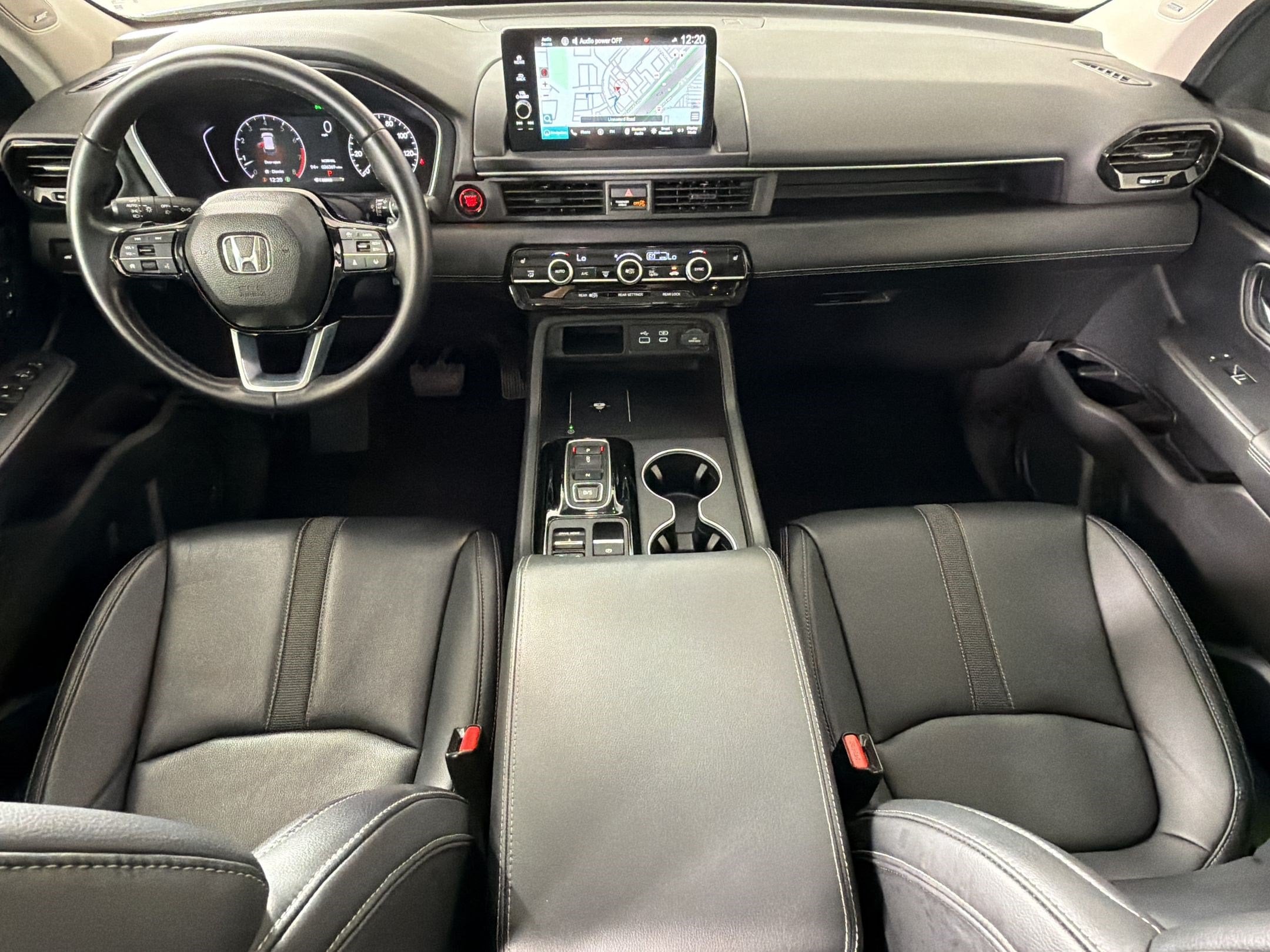 2023 Honda Pilot Touring - Photo 16