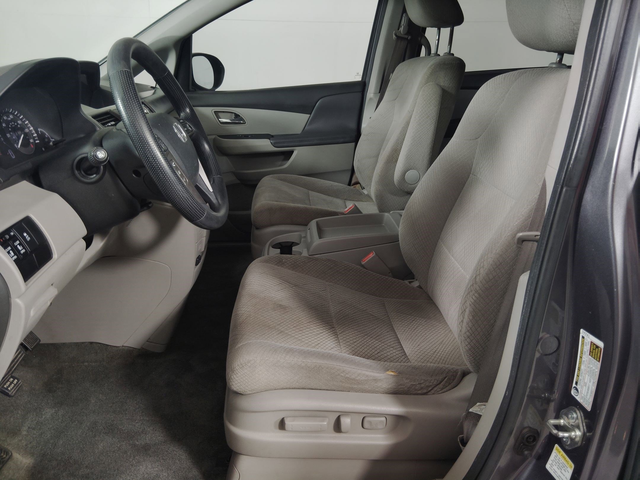 2015 Honda Odyssey EX photo 4