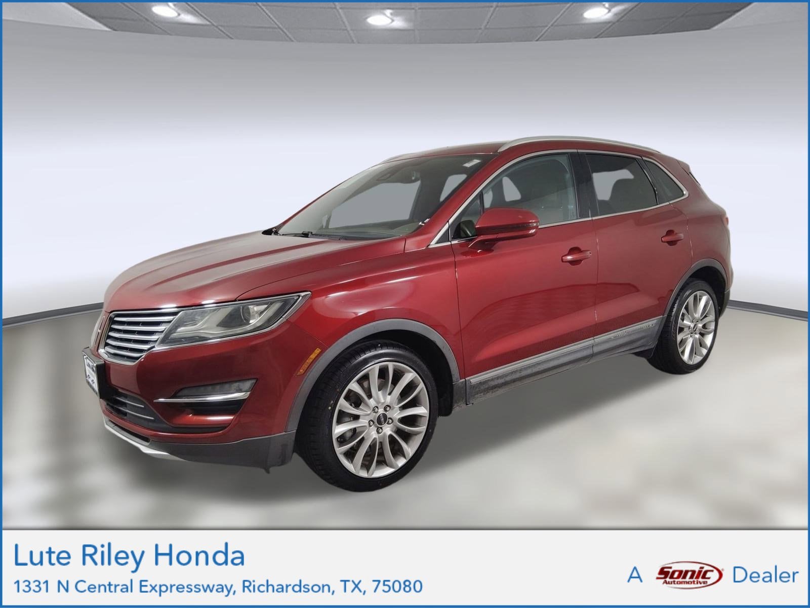 2015 Lincoln MKC Base's photo