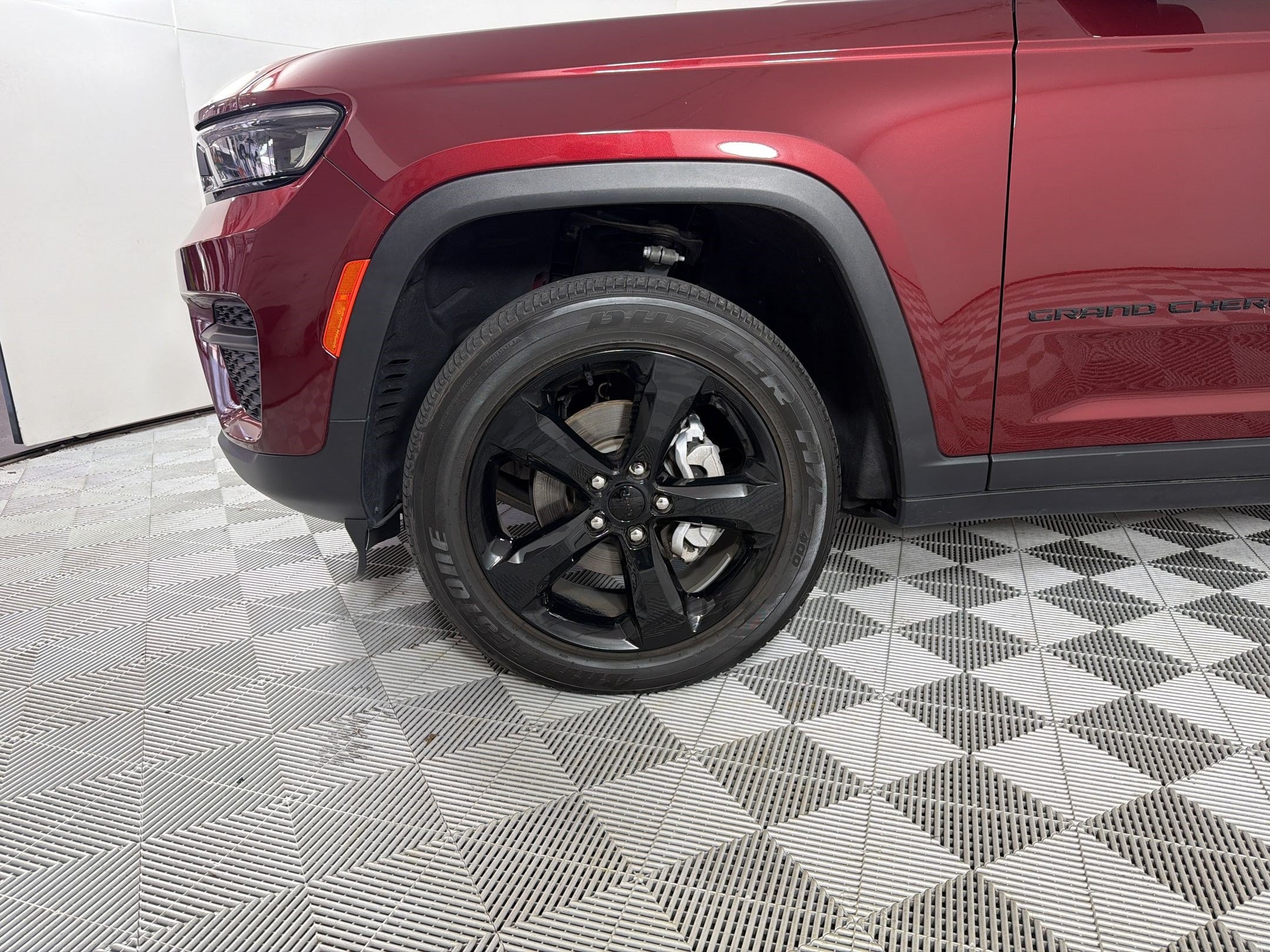 2023 Jeep Grand Cherokee Altitude - Photo 13