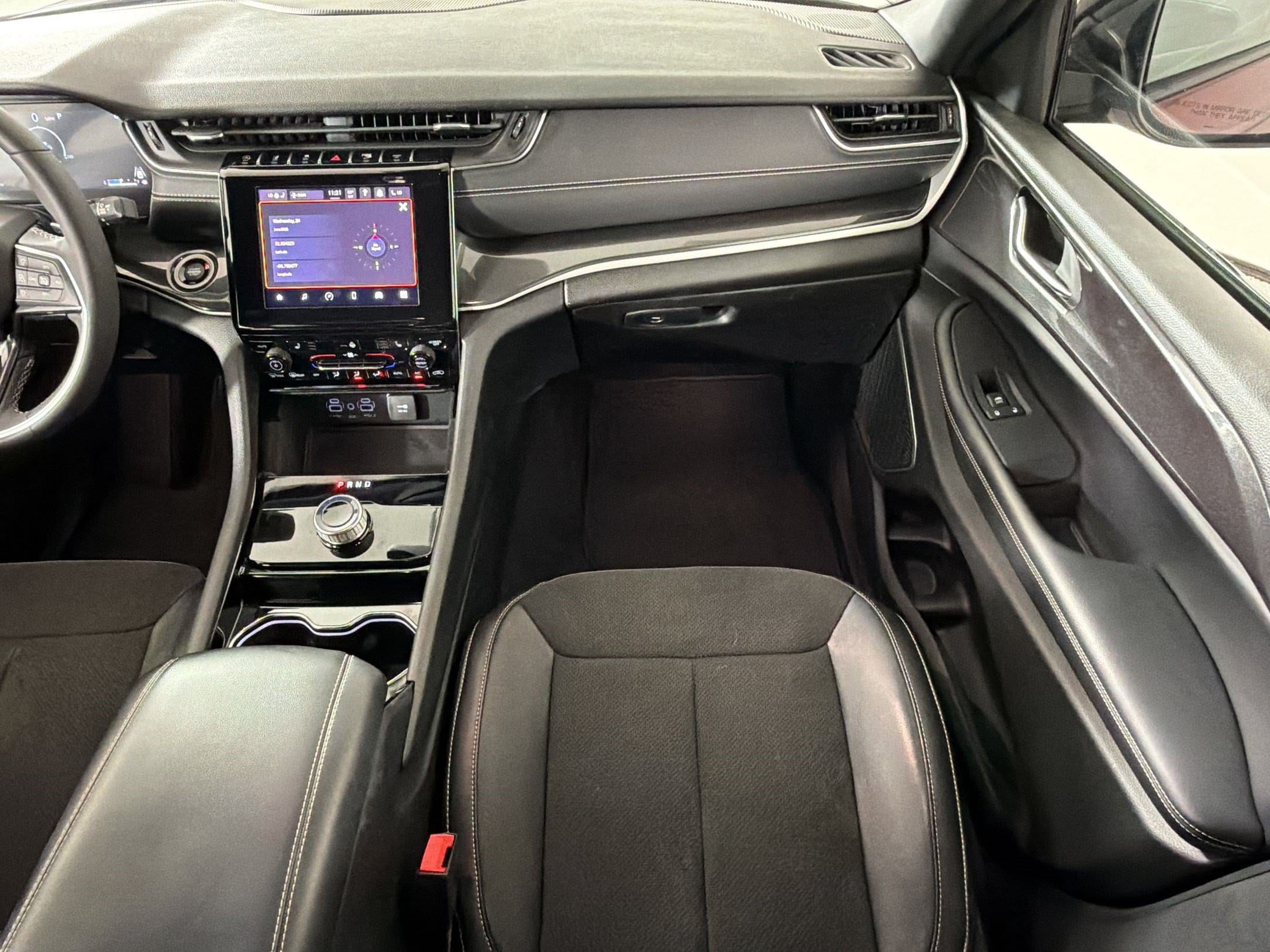 2023 Jeep Grand Cherokee Altitude - Photo 30