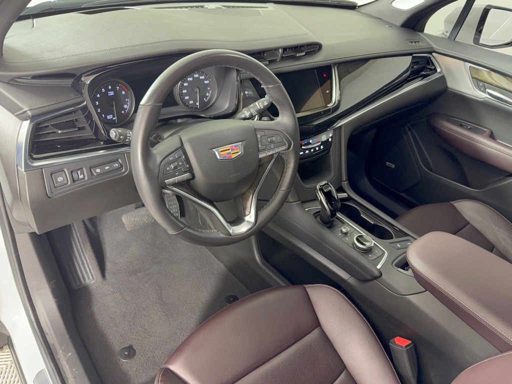 Used 2024 CADILLAC XT6 Premium Luxury SUV