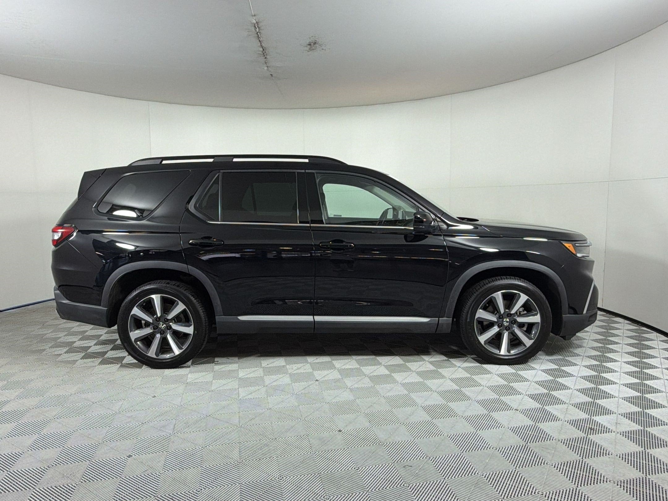 2023 Honda Pilot Touring - Photo 8