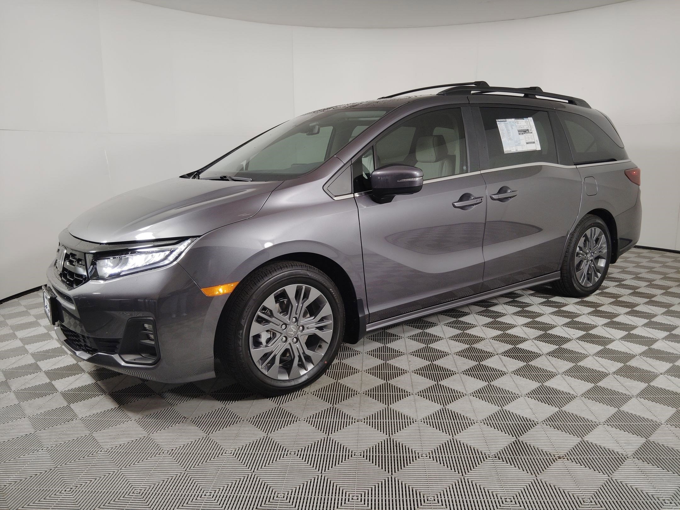 2026 Honda Odyssey Touring - Photo 21