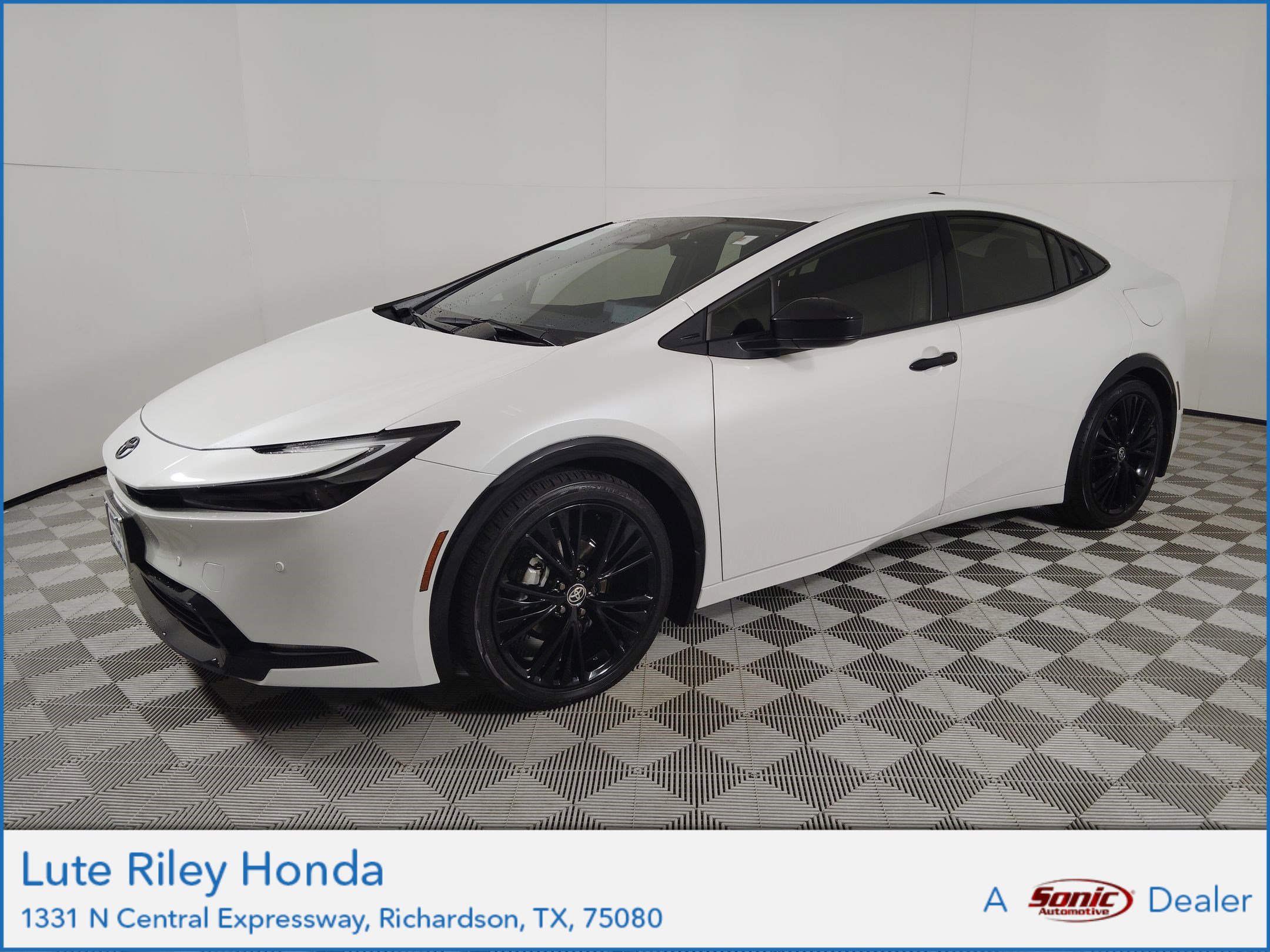 2025 Toyota Prius Nightshade's photo