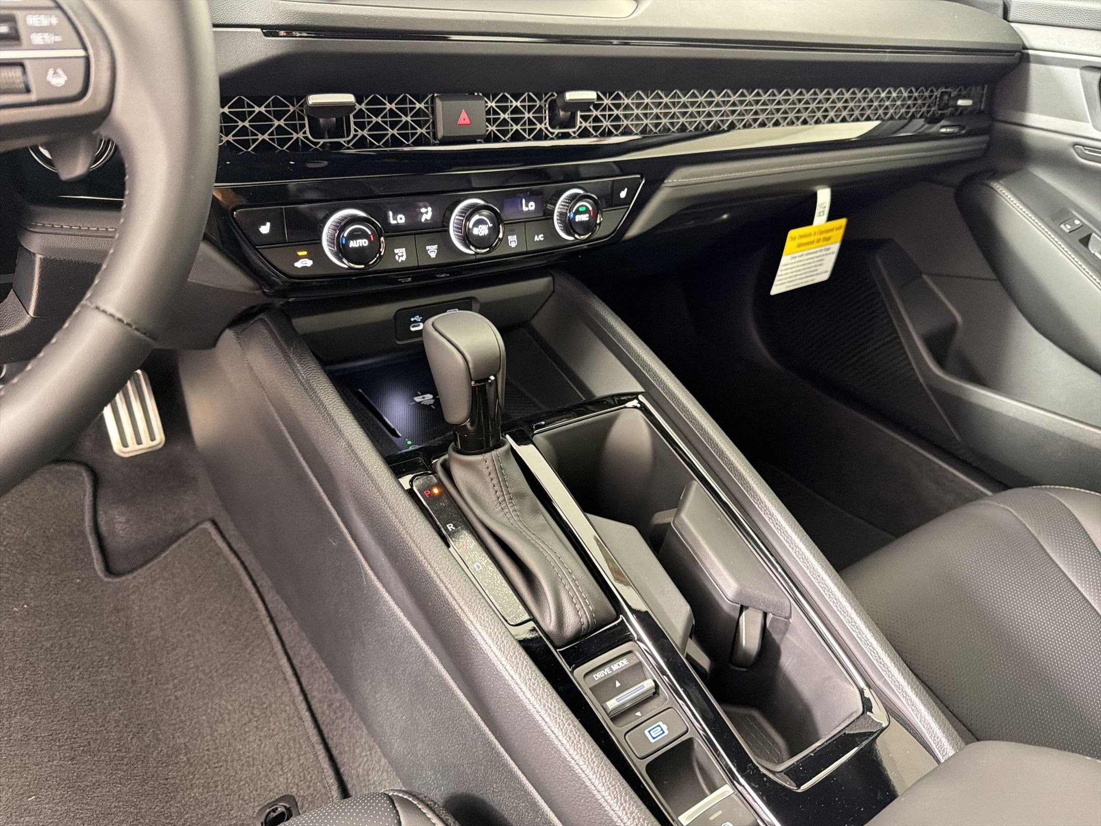 2026 Honda Accord Hybrid Sport-L - Photo 18