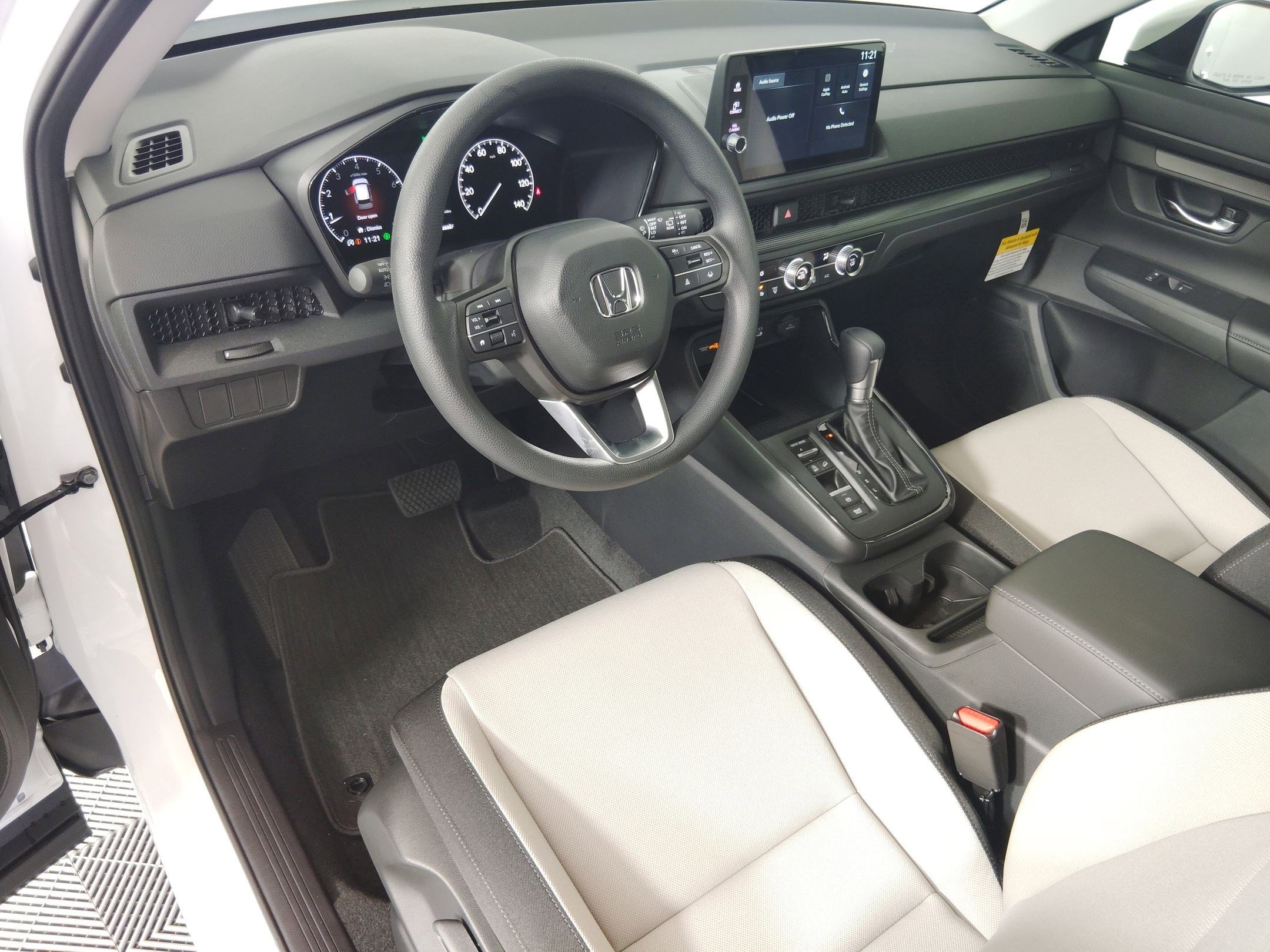2026 Honda CR-V LX photo 4
