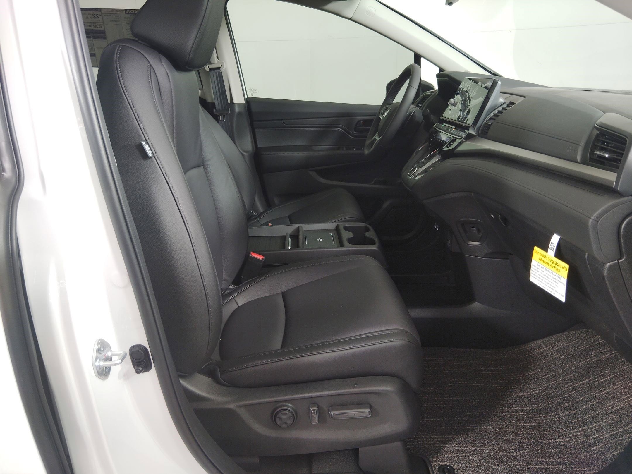 2026 Honda Odyssey EX-L - Photo 24