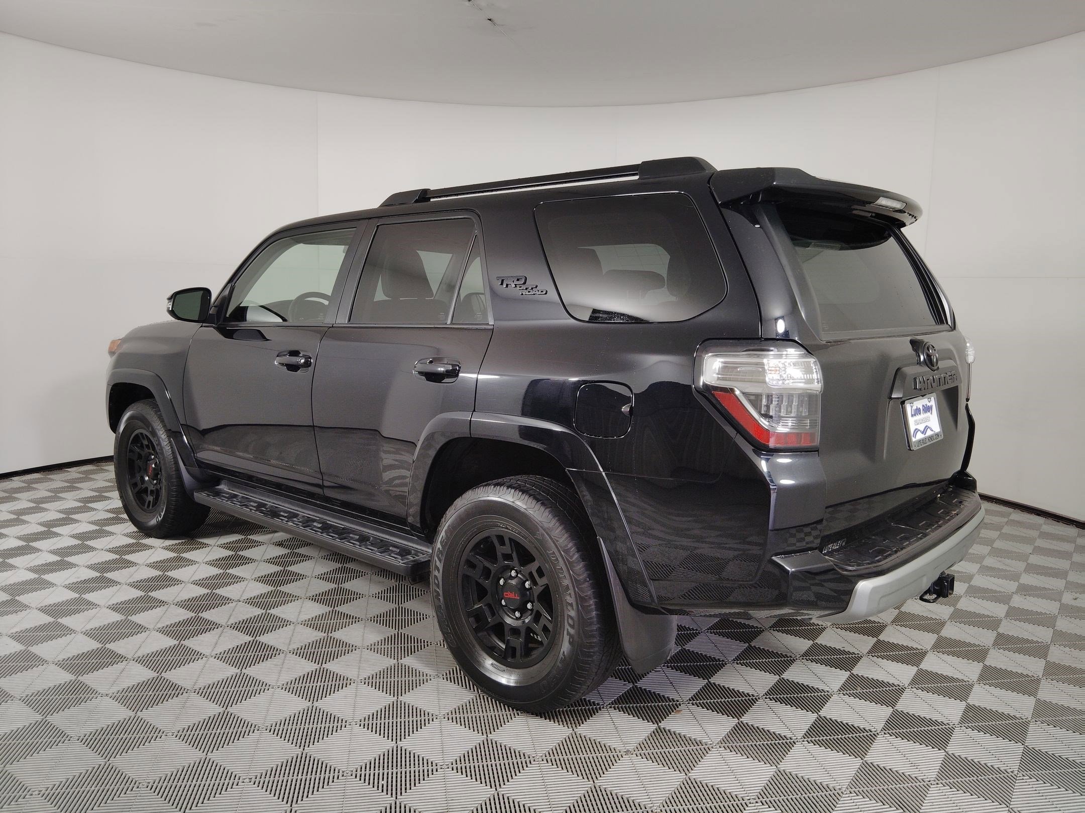 2023 Toyota 4Runner TRD Premium photo 3