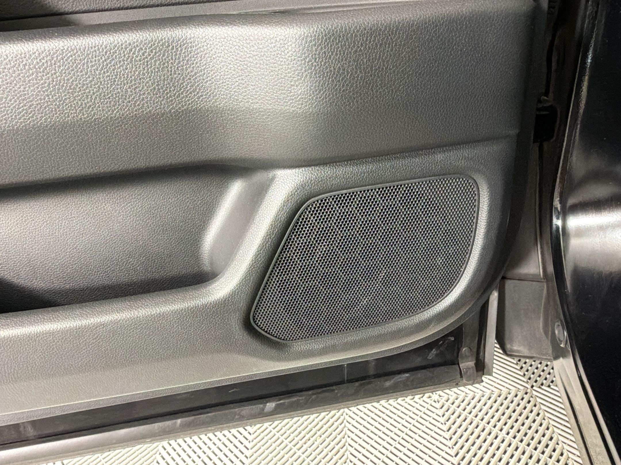 2023 Honda Pilot Touring - Photo 28