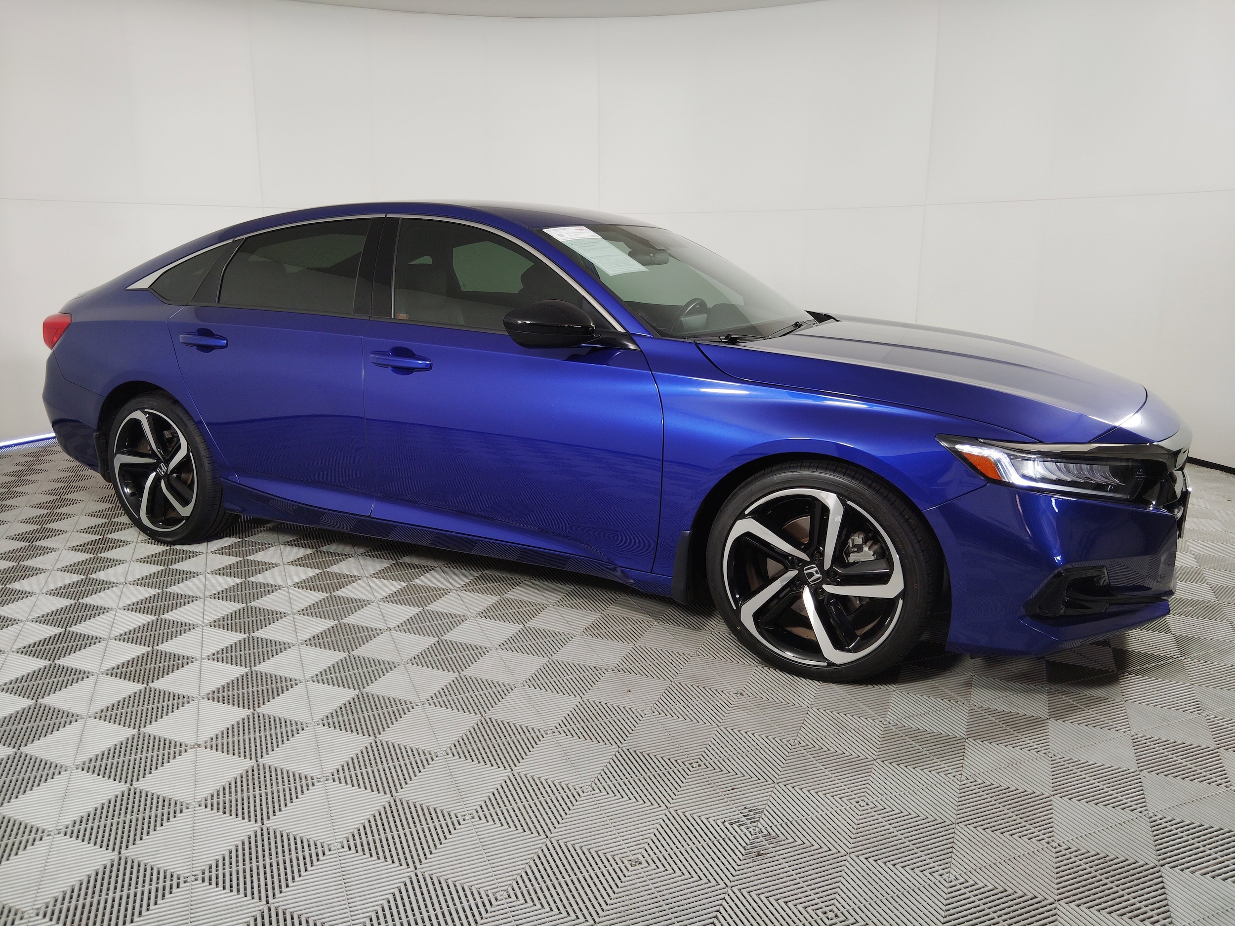 1HGCV1F30NA089903