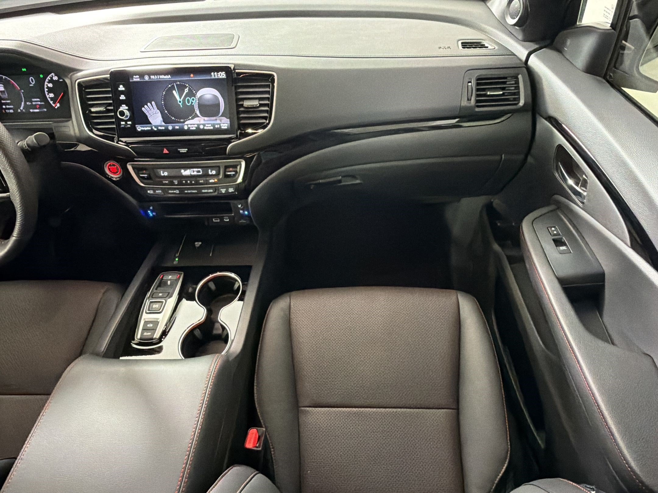 2025 Honda Ridgeline Black Edition - Photo 30
