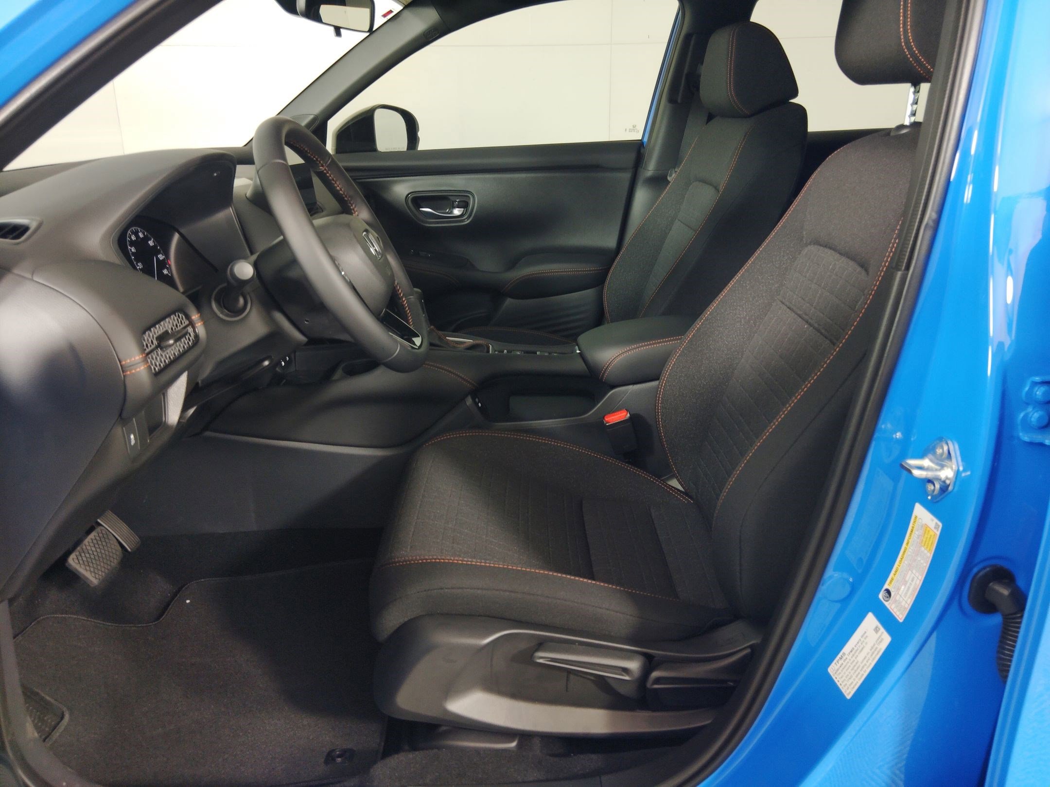 2026 Honda HR-V Sport photo 3