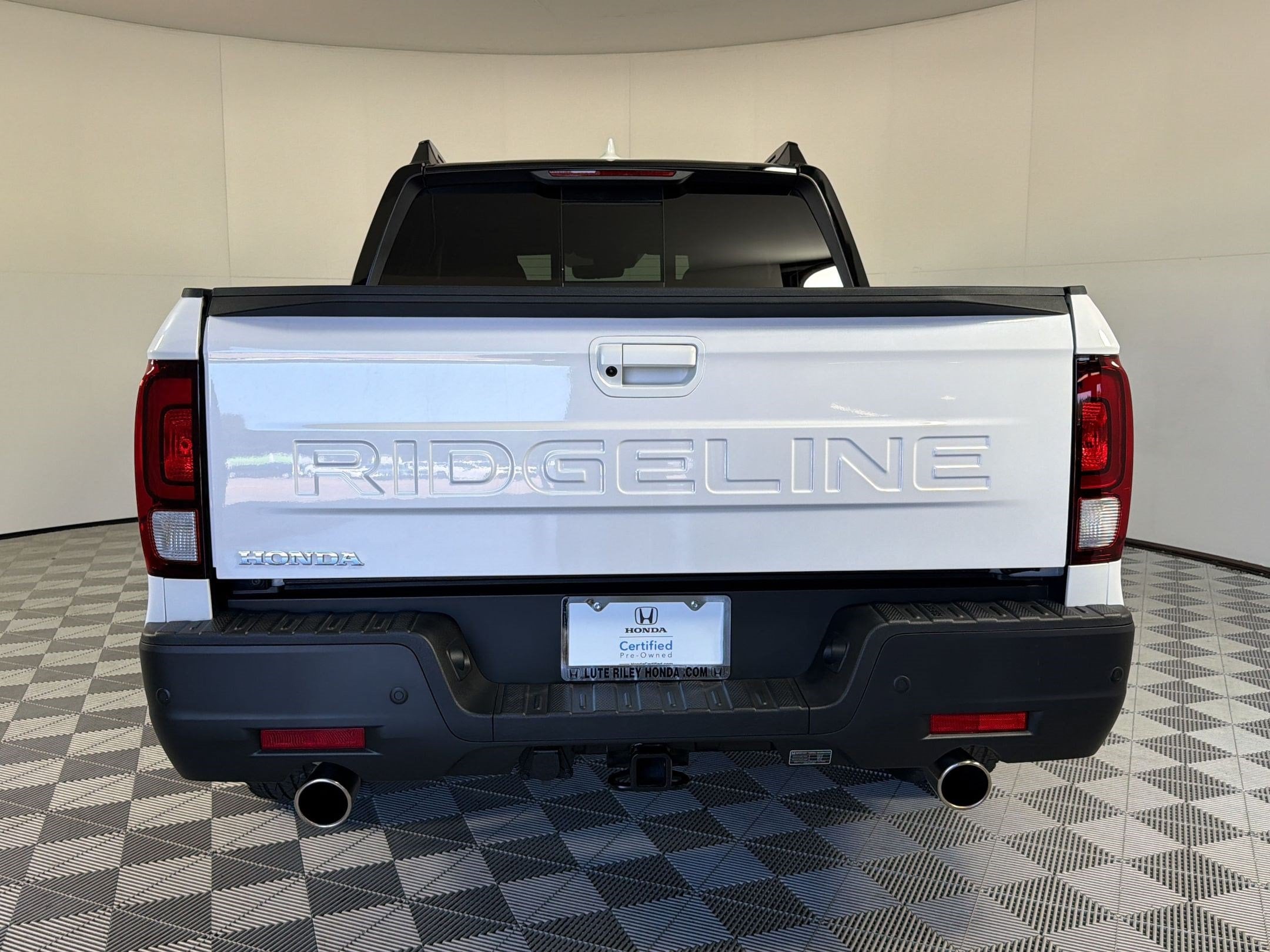 2025 Honda Ridgeline Black Edition - Photo 10