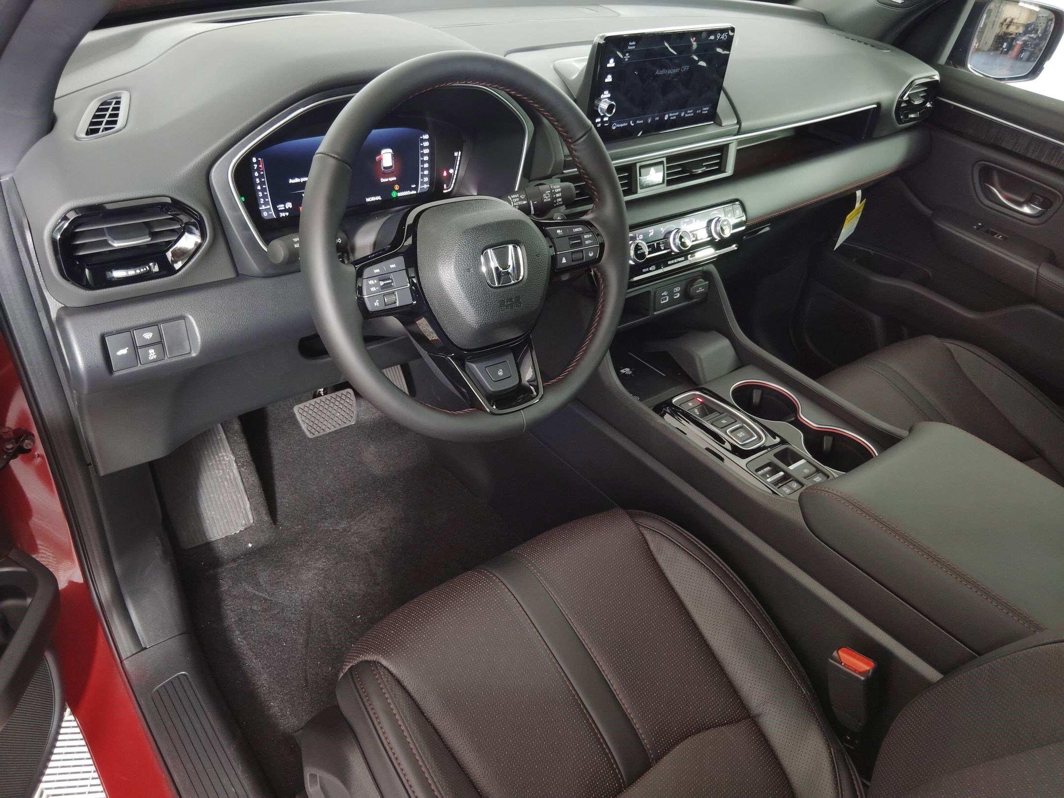 2025 Honda Pilot Black Edition photo 4