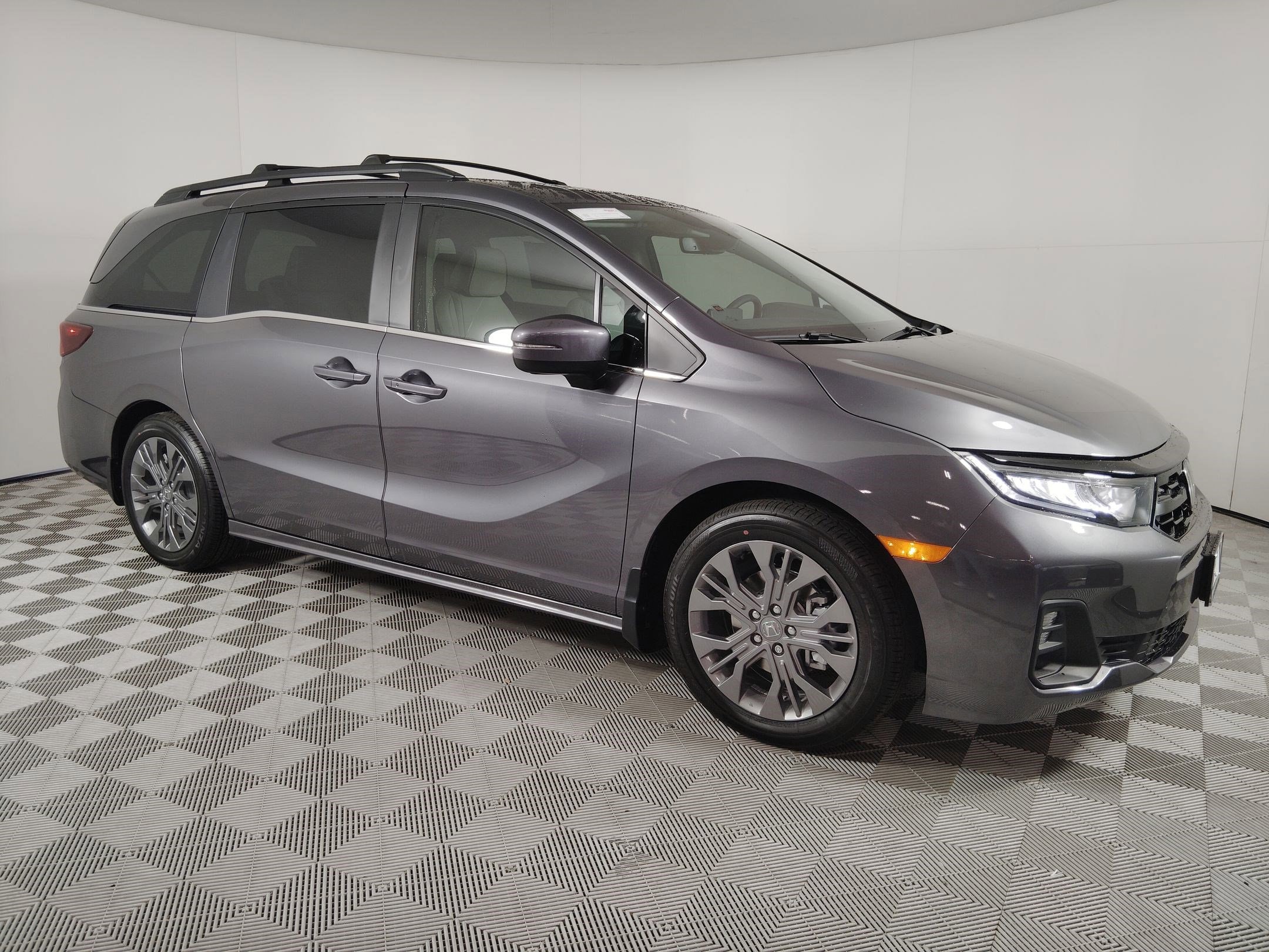 2026 Honda Odyssey Touring - Photo 22