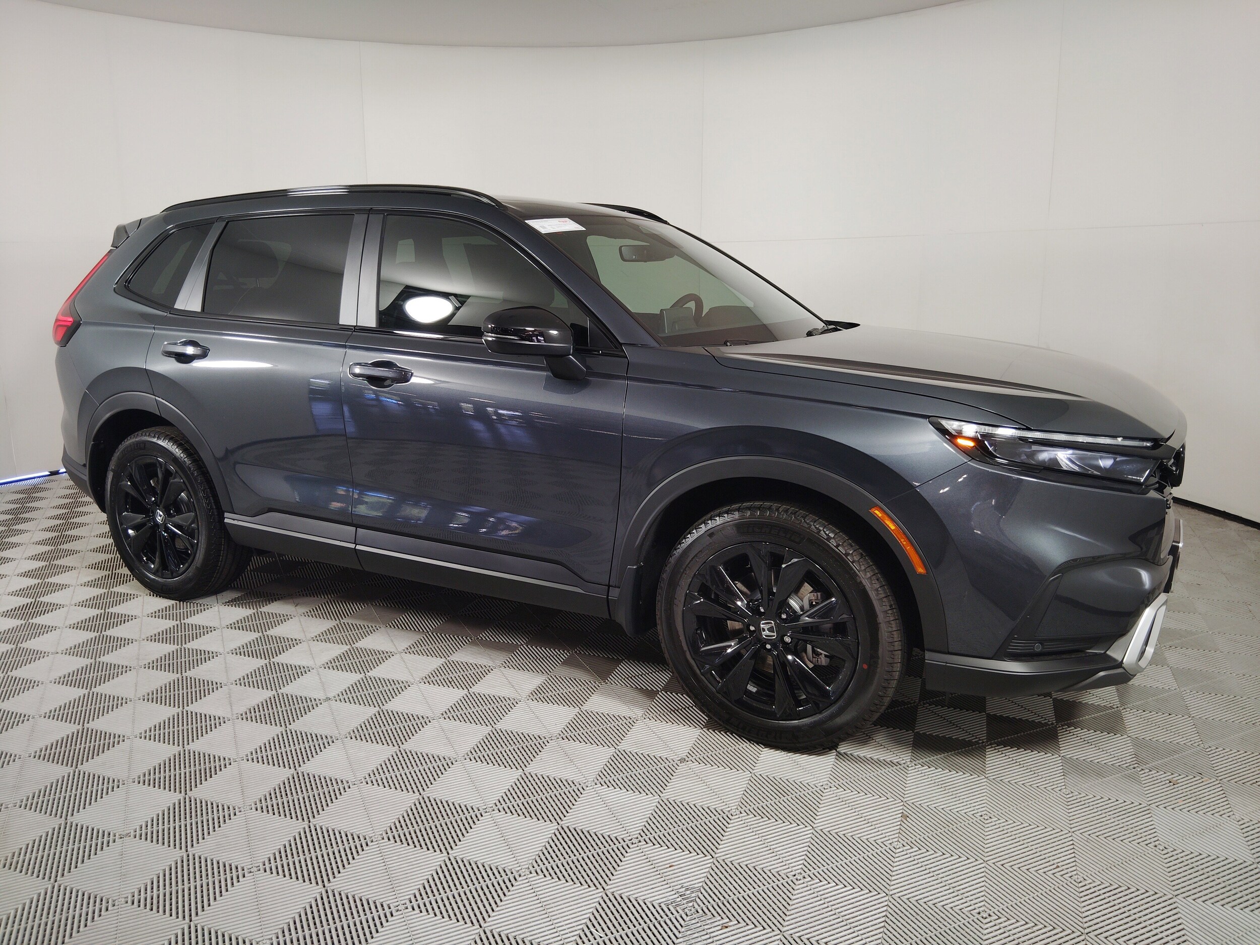 2026 Honda CR-V Hybrid Sport Touring photo 2