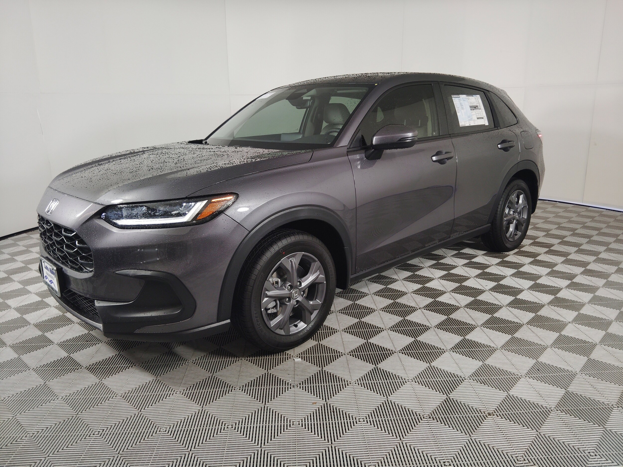 2026 Honda HR-V LX photo 2