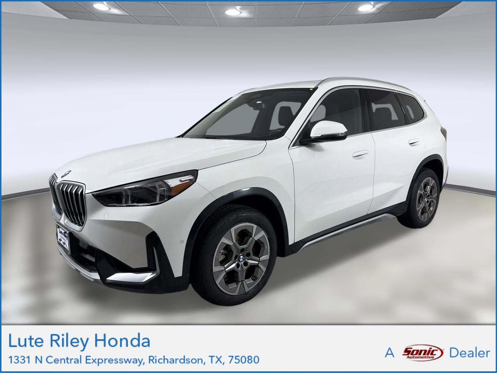 2025 BMW X1 xDrive28i's photo