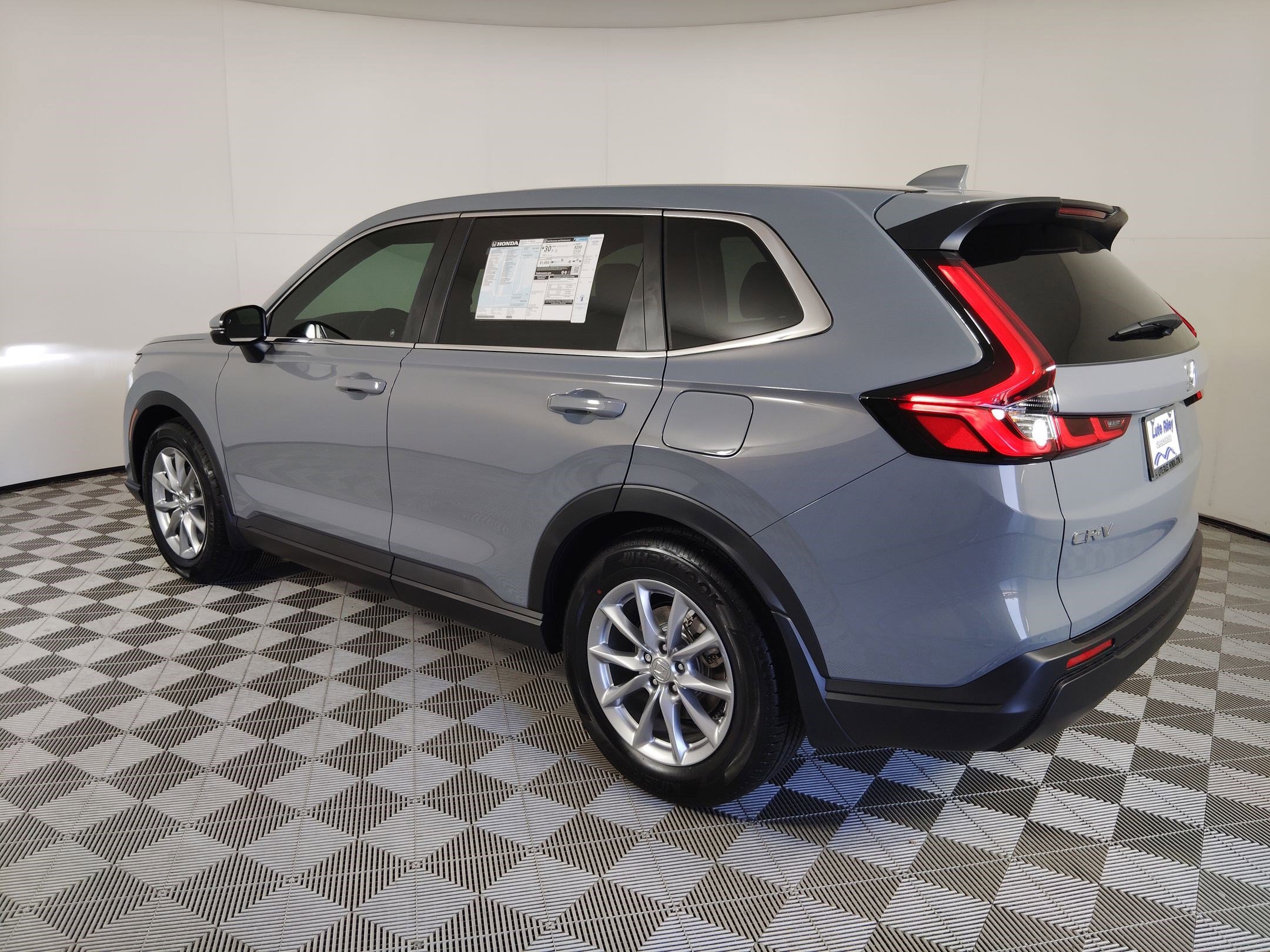 2026 Honda CR-V EX photo 3