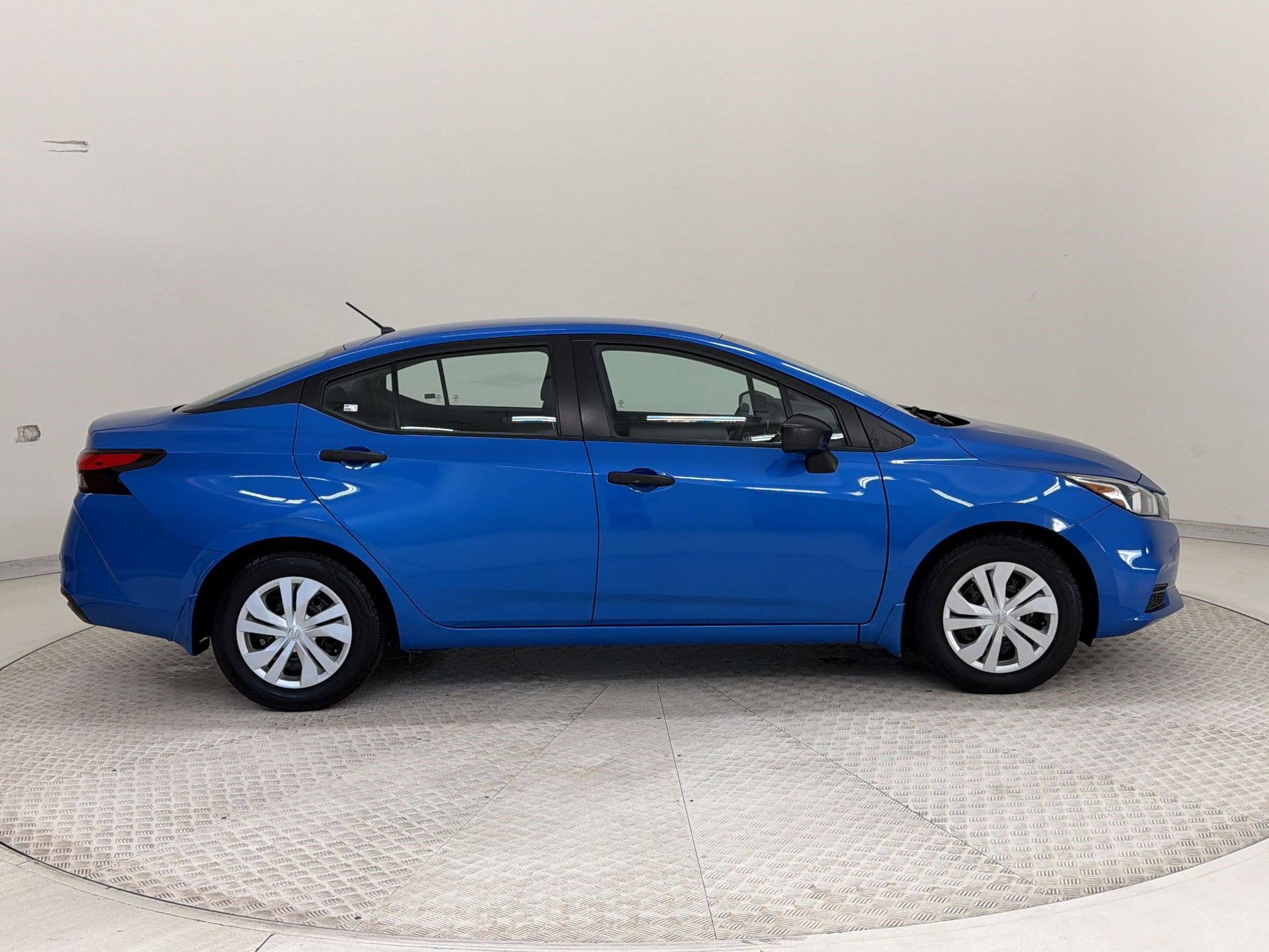 Versa 1.6 S Sedan