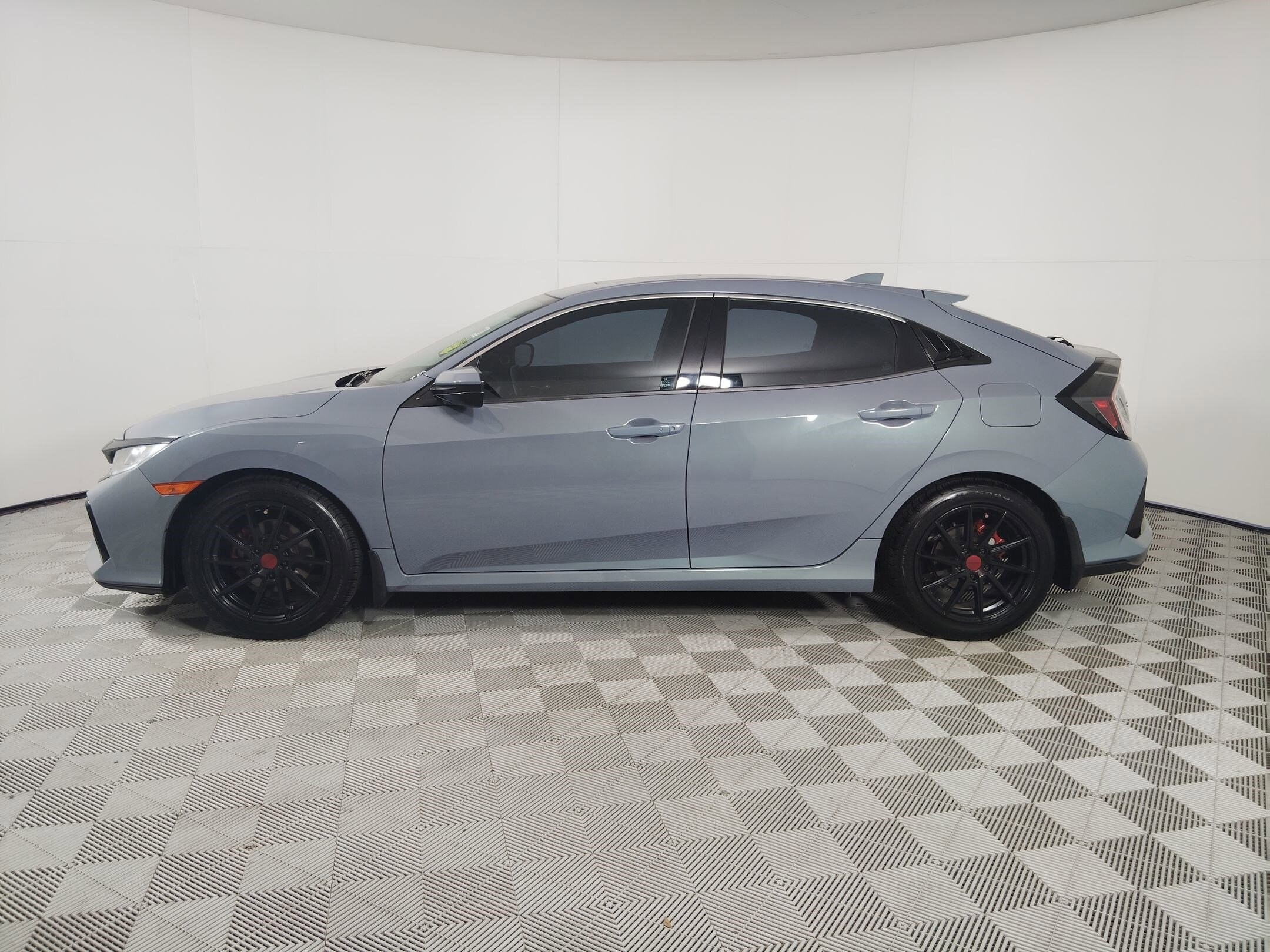 2019 Honda Civic EX Hatchback photo 2