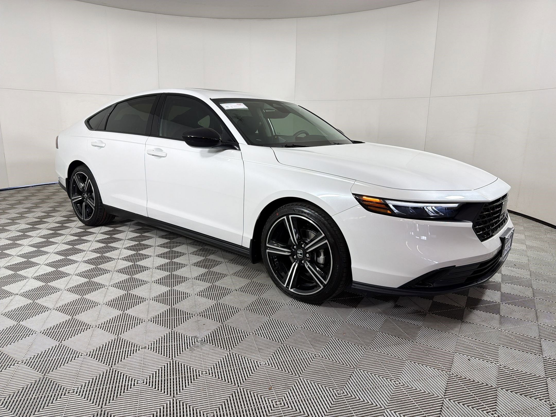 2026 Honda Accord Hybrid Sport - Photo 7