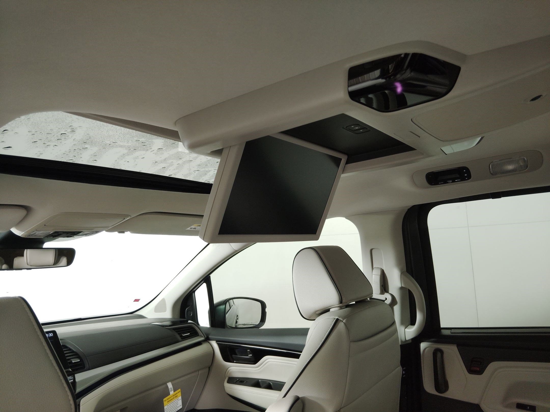 2026 Honda Odyssey Touring - Photo 27