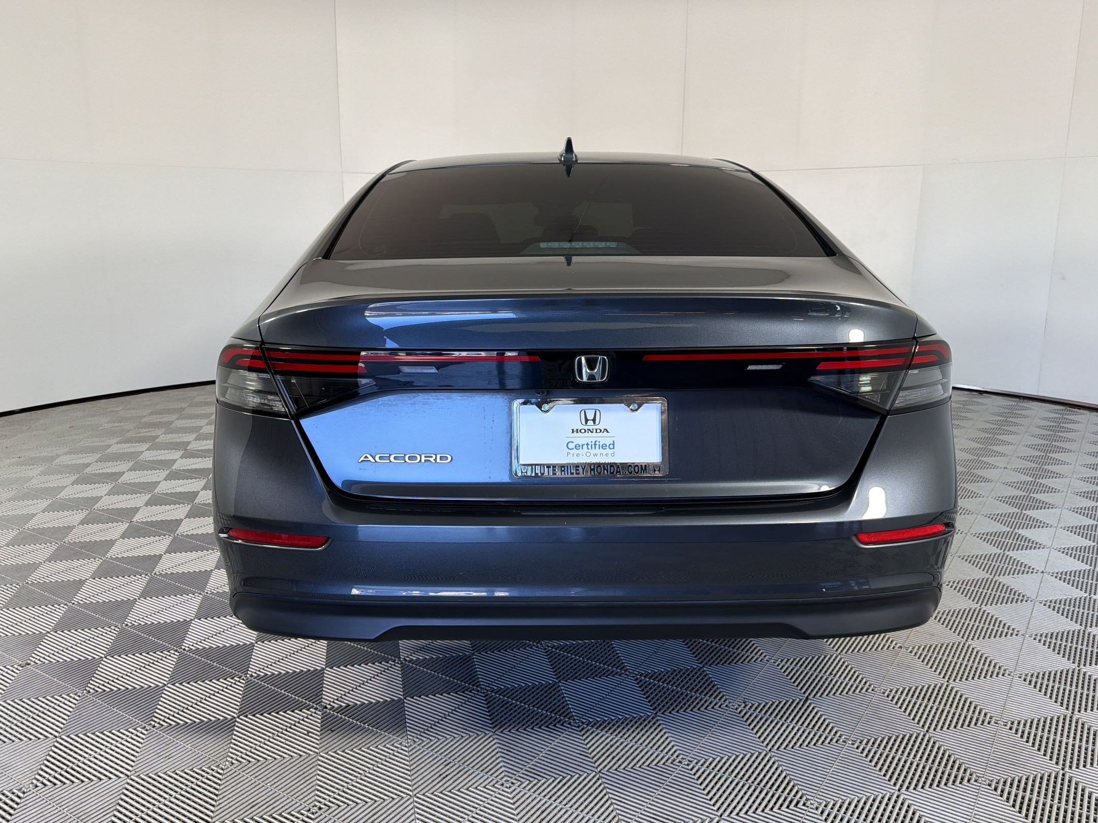 2024 Honda Accord EX - Photo 10