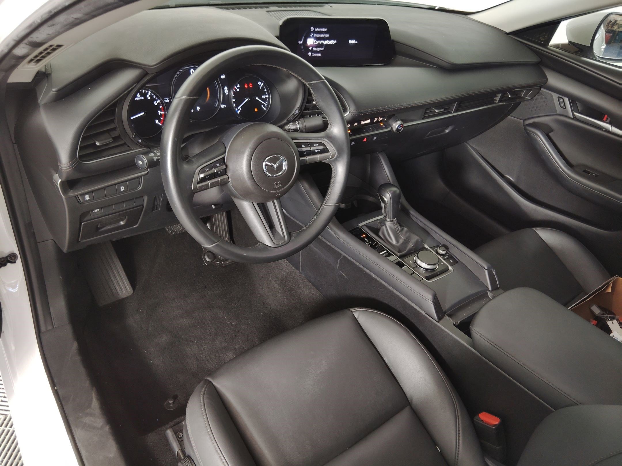 2022 Mazda Mazda3 Select photo 4