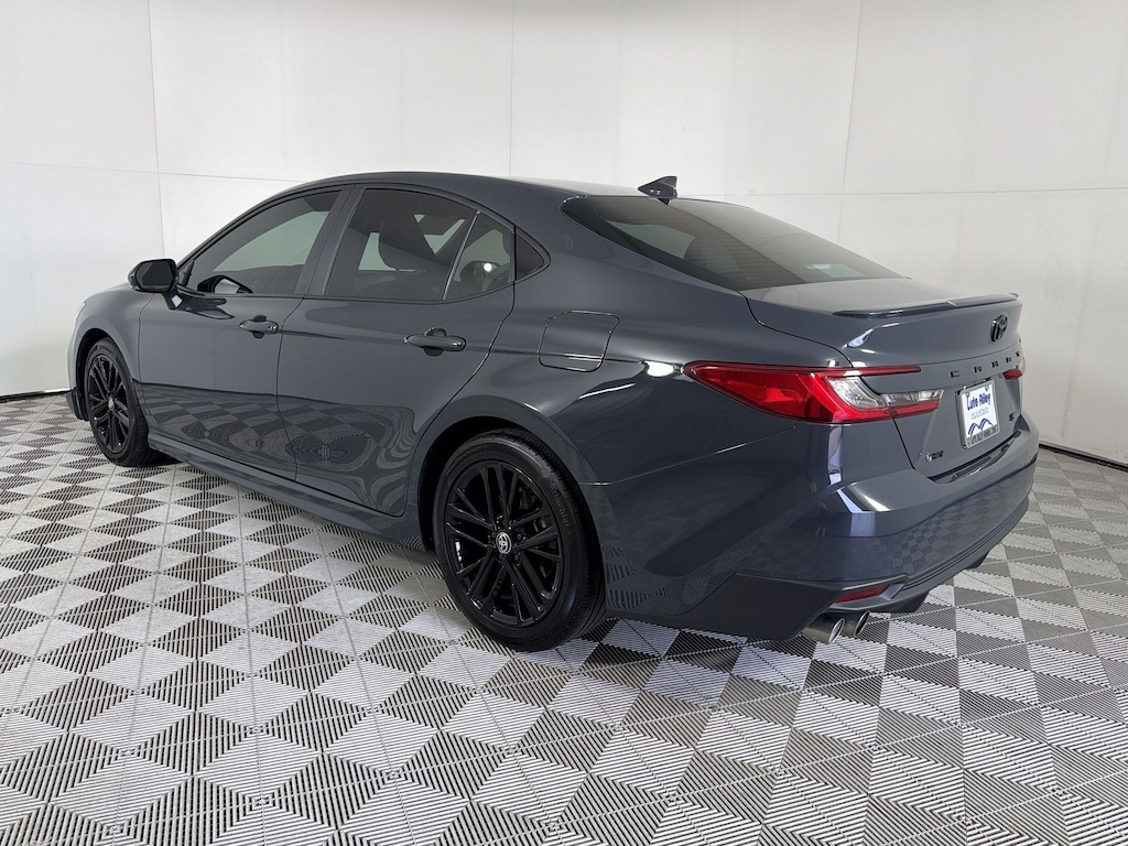 Used 2025 Toyota Camry SE Sedan