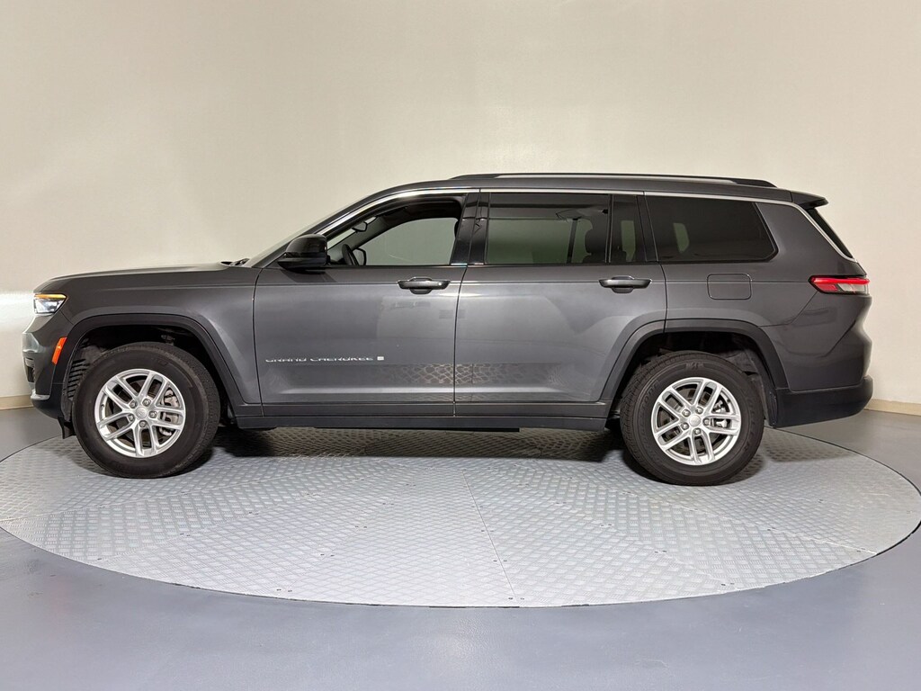 Used 2023 Jeep Grand Cherokee L Laredo SUV