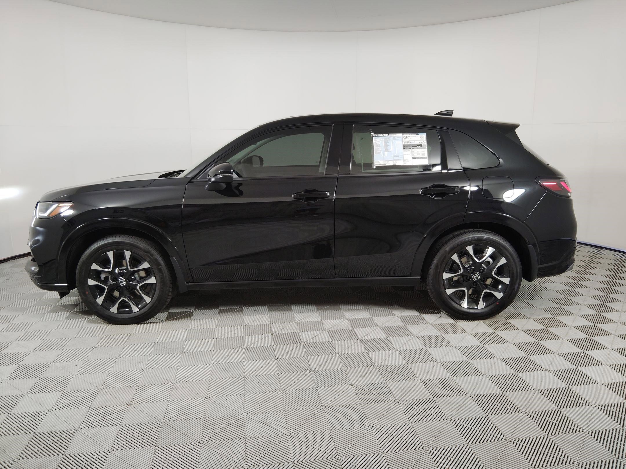 2026 Honda HR-V EX-L photo 2