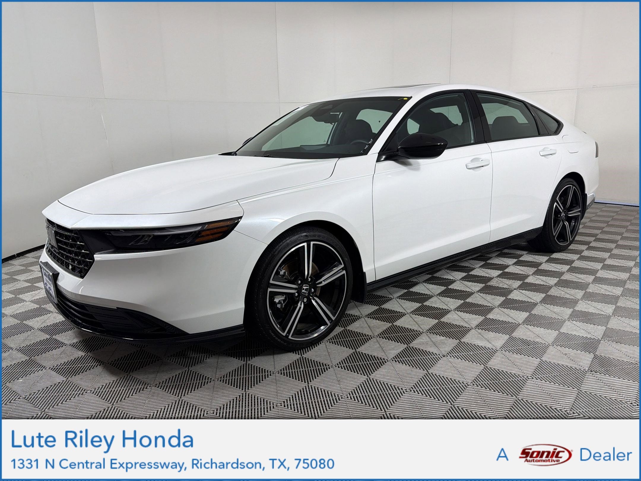 2025 Honda Accord Hybrid Sport-L's photo