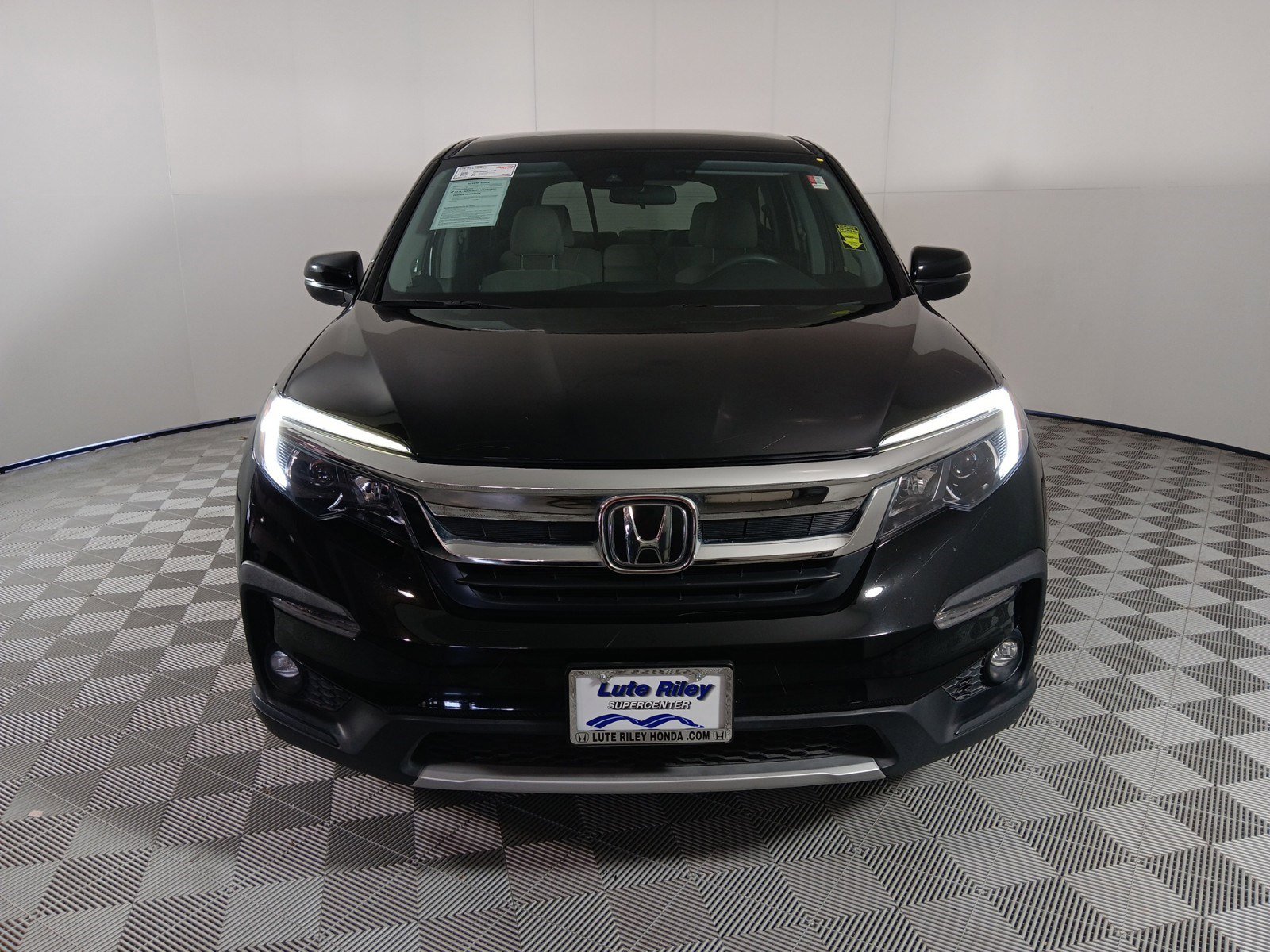 Used 2020 Honda Pilot EX with VIN 5FNYF5H35LB018769 for sale in Richardson, TX