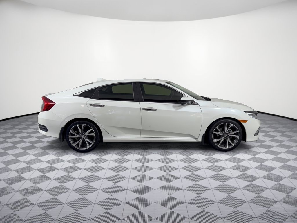 2019 Honda Civic Touring - Photo 8