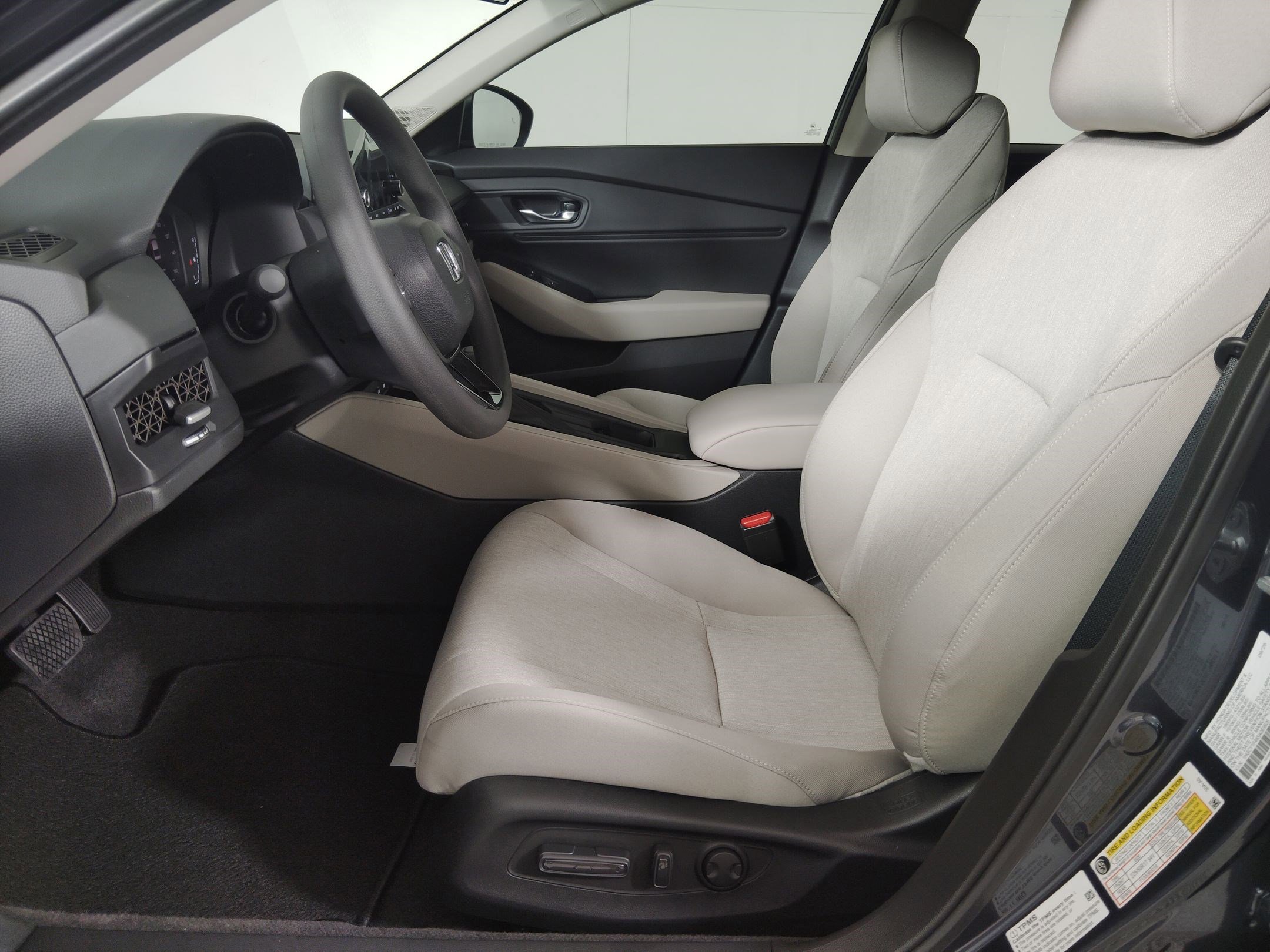 2025 Honda Accord SE photo 4