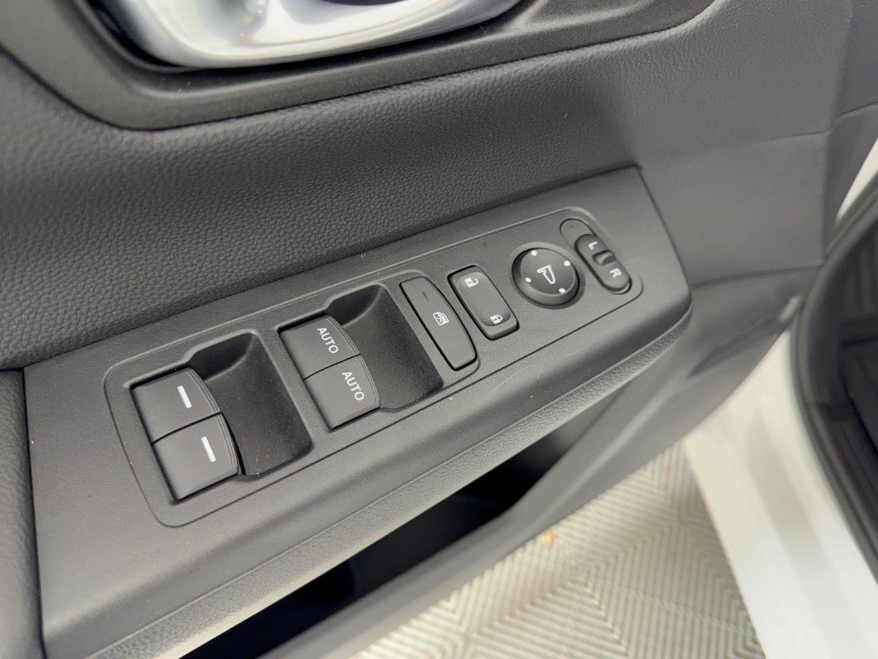 2026 Honda CR-V Sport - Photo 15