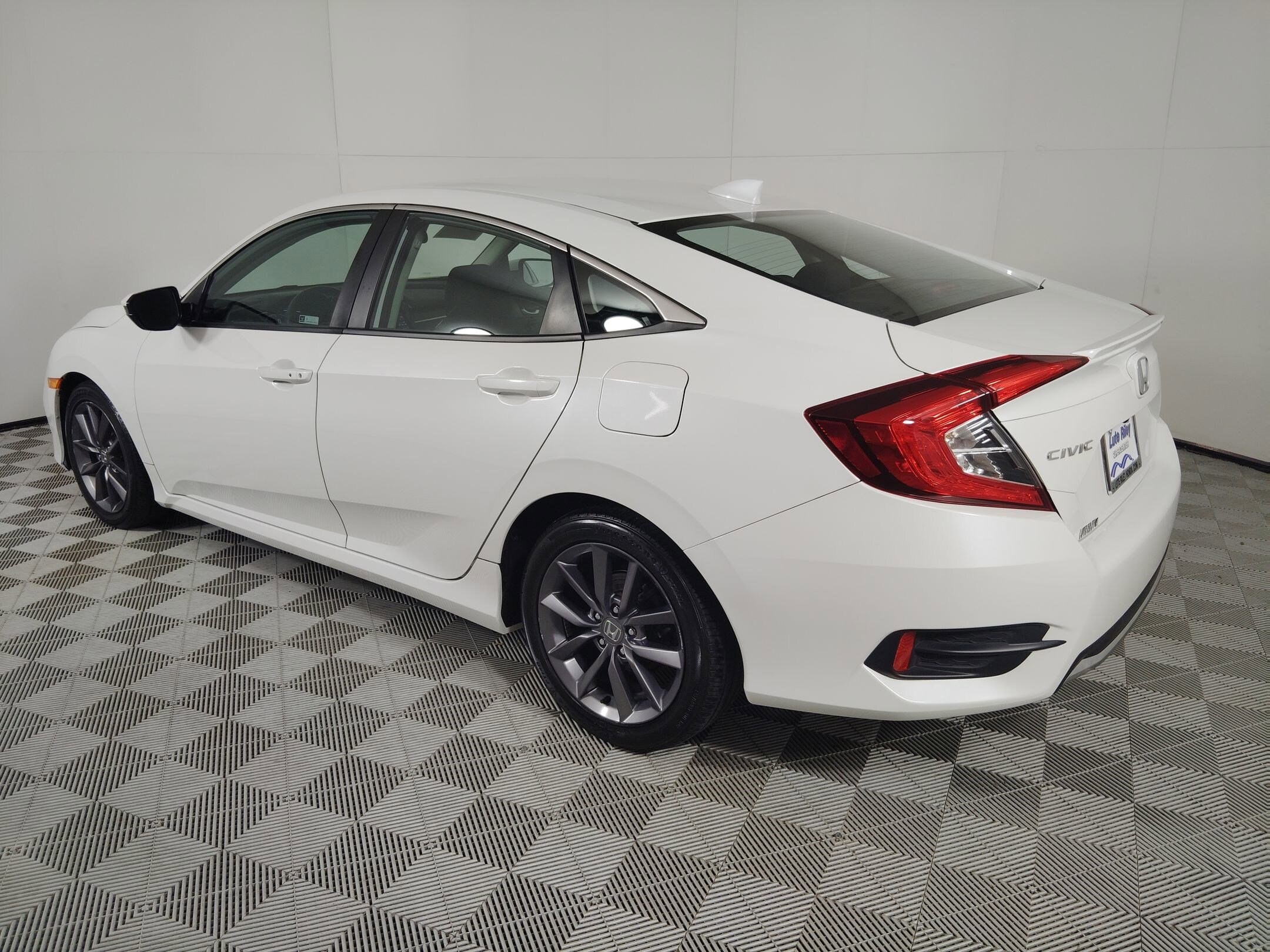 2020 Honda Civic EX photo 2