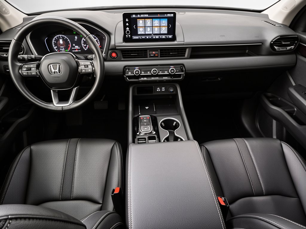 2024 Honda Pilot Touring - Photo 17