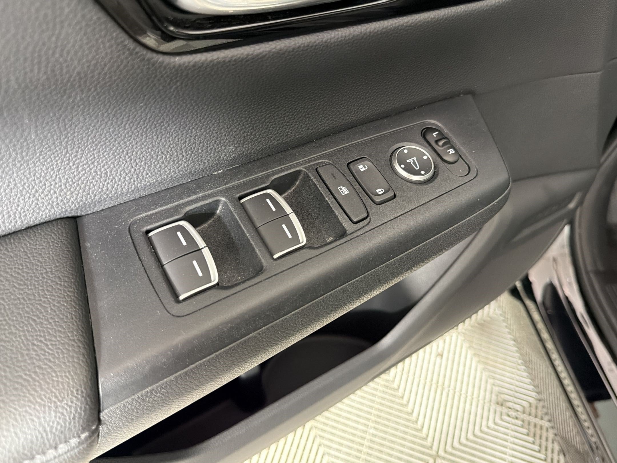 2026 Honda CR-V EX-L - Photo 27